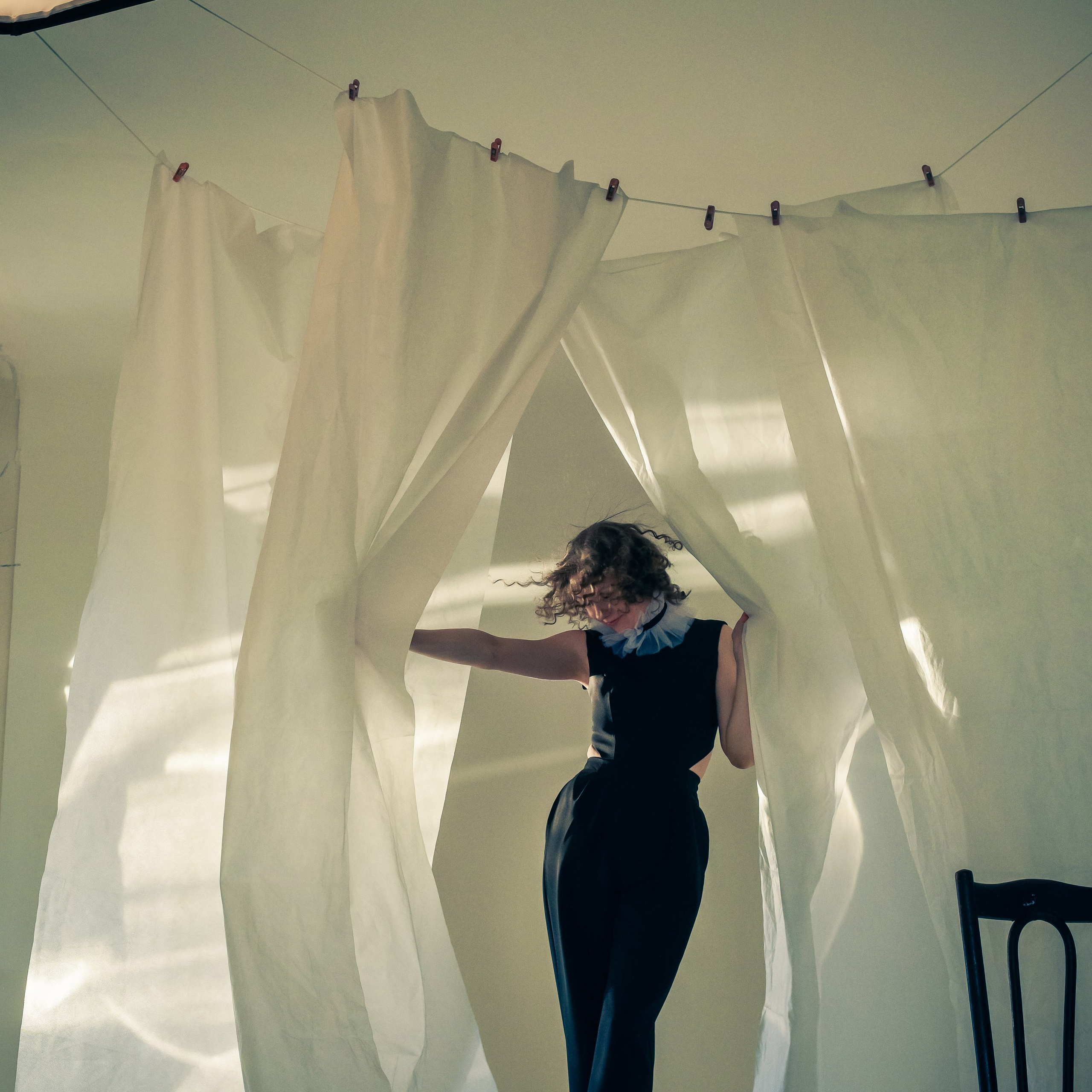 Ирина фотосессия с простынями. Фотографы в Орле Шестопаловы Юлия и Юрий