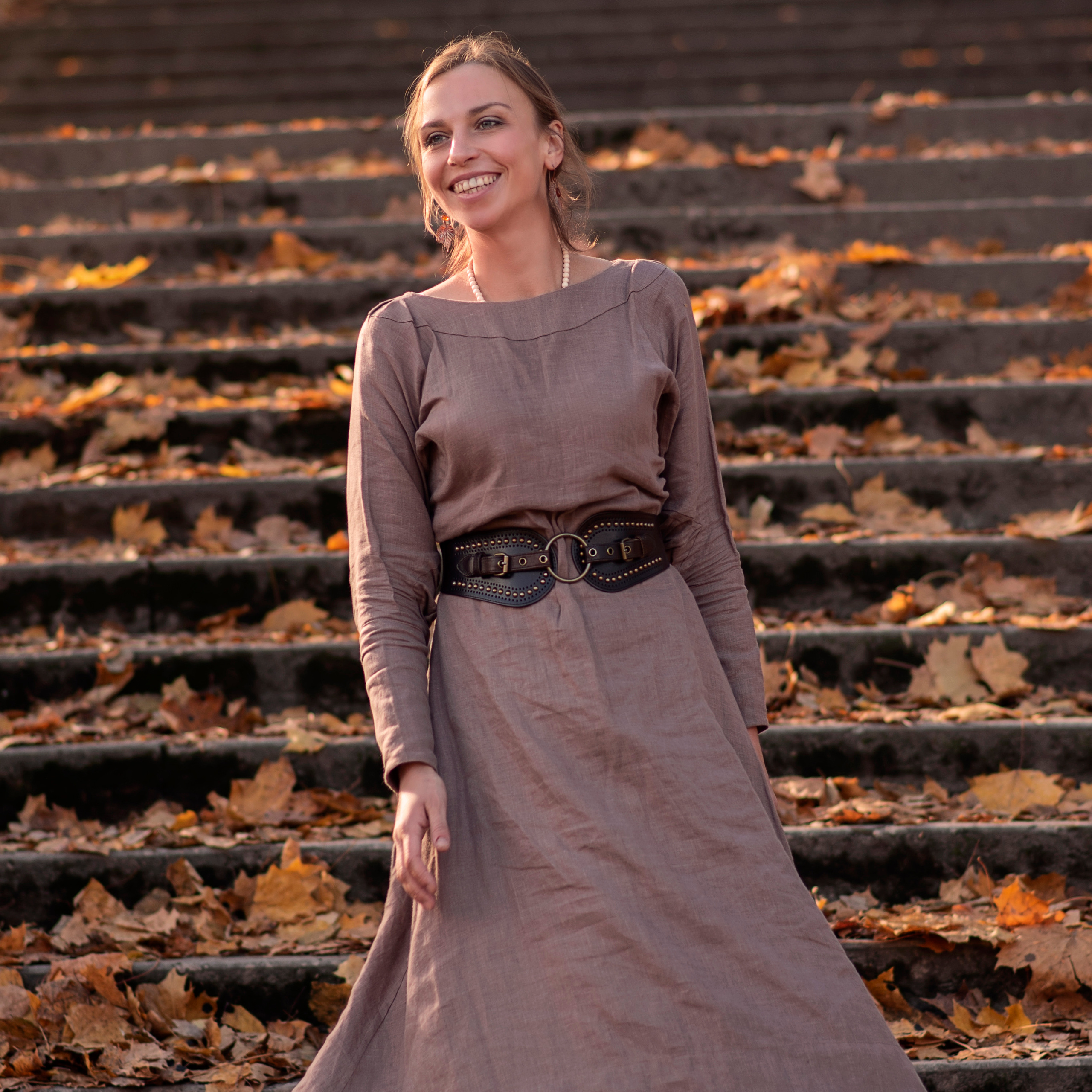 Ира фотосессия с огнем на Гатчине. Фотографы в Орле Шестопаловы Юлия и Юрий