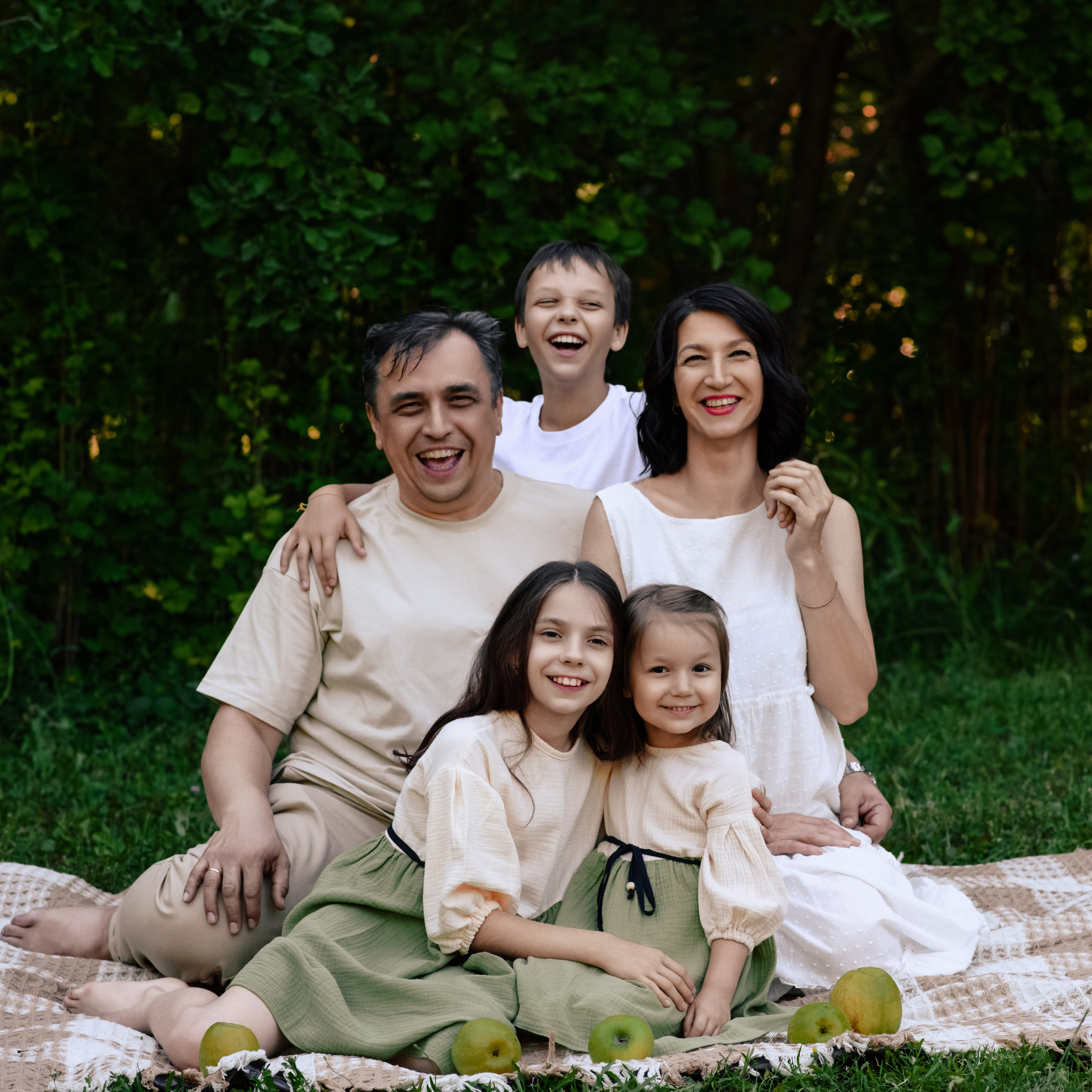 Евгения, Алексей, Маша, Иван и Ксюша. Фотографы в Орле Шестопаловы Юлия и Юрий
