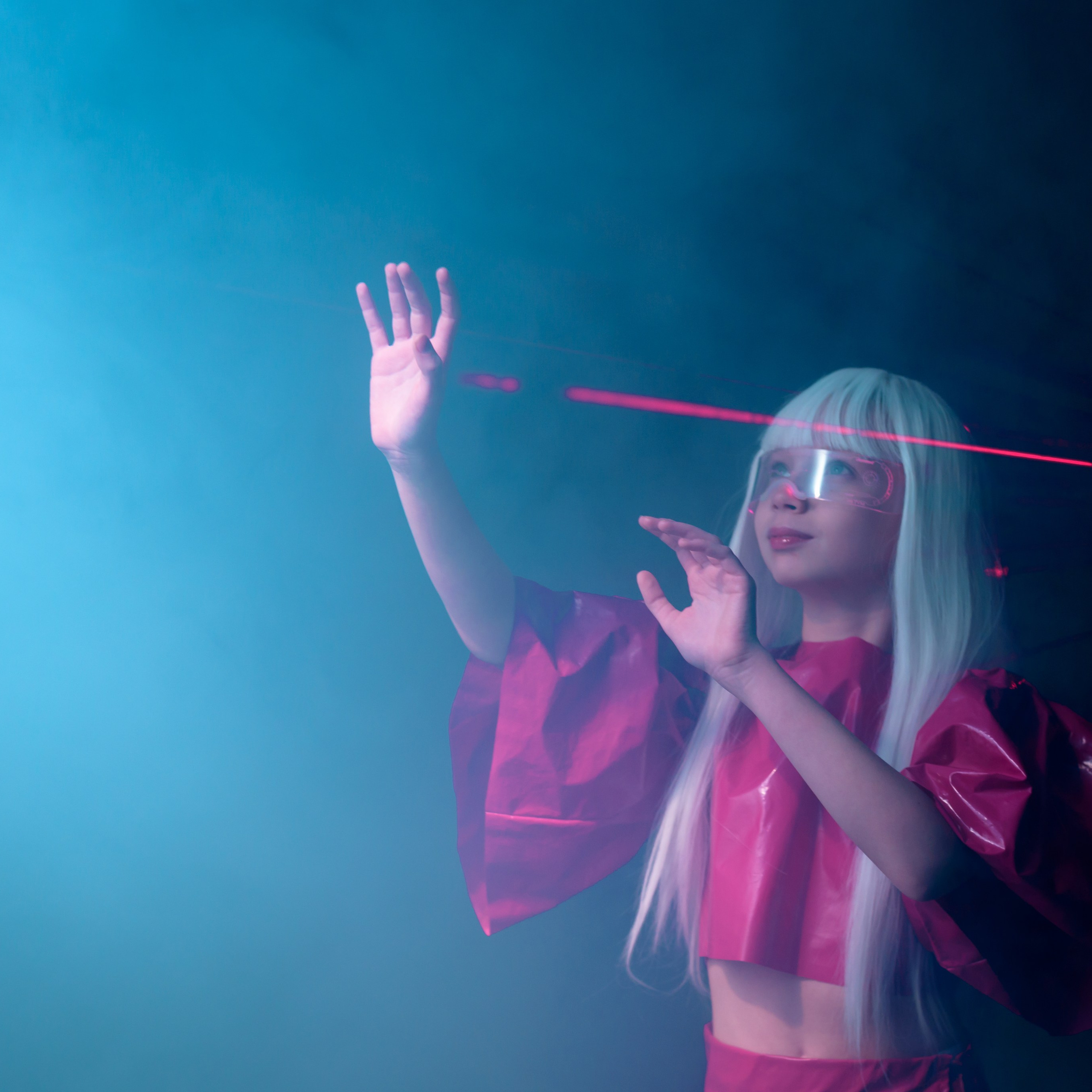 Иванна съемка с лазером. Фотографы в Орле Шестопаловы Юлия и Юрий