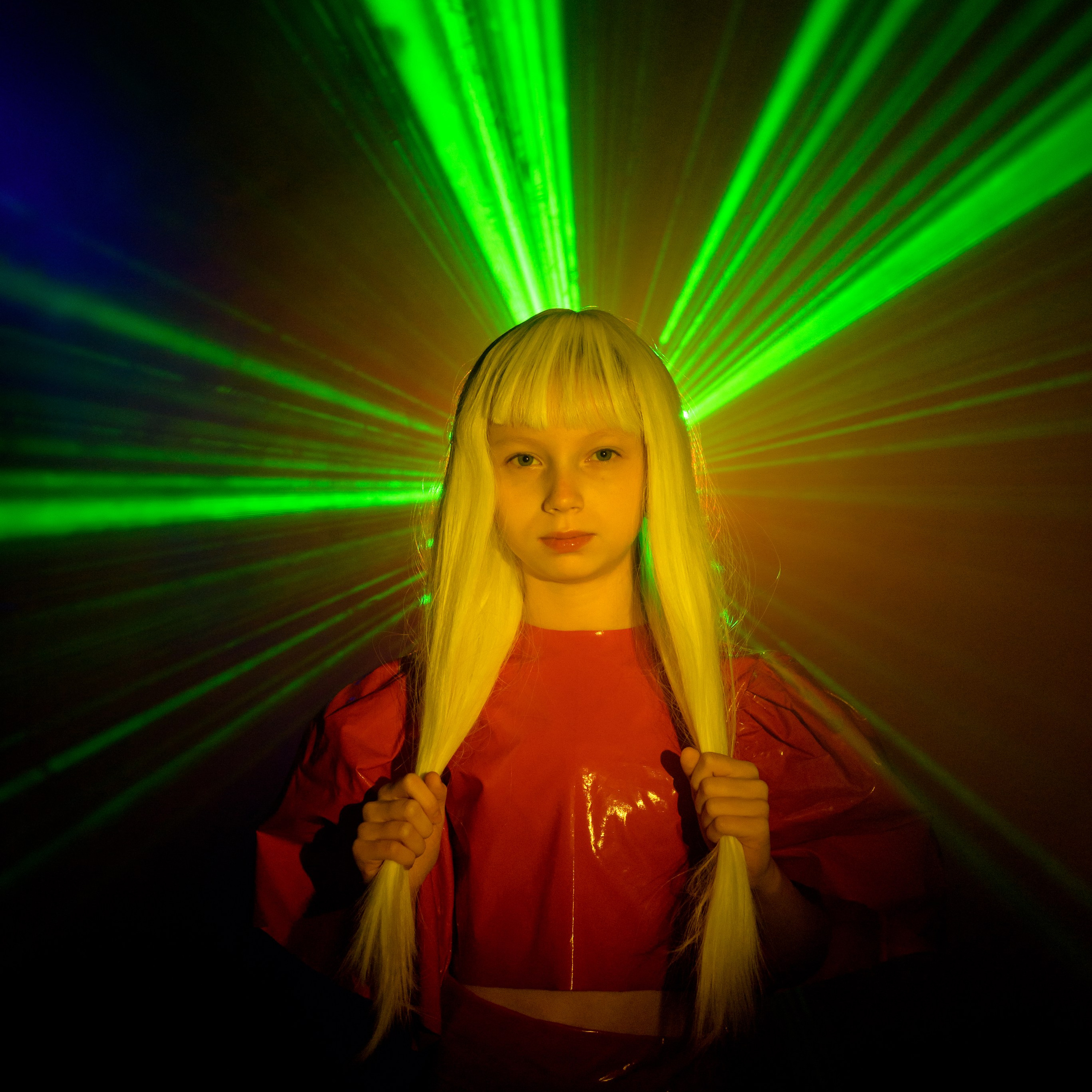 Иванна съемка с лазером. Фотографы в Орле Шестопаловы Юлия и Юрий