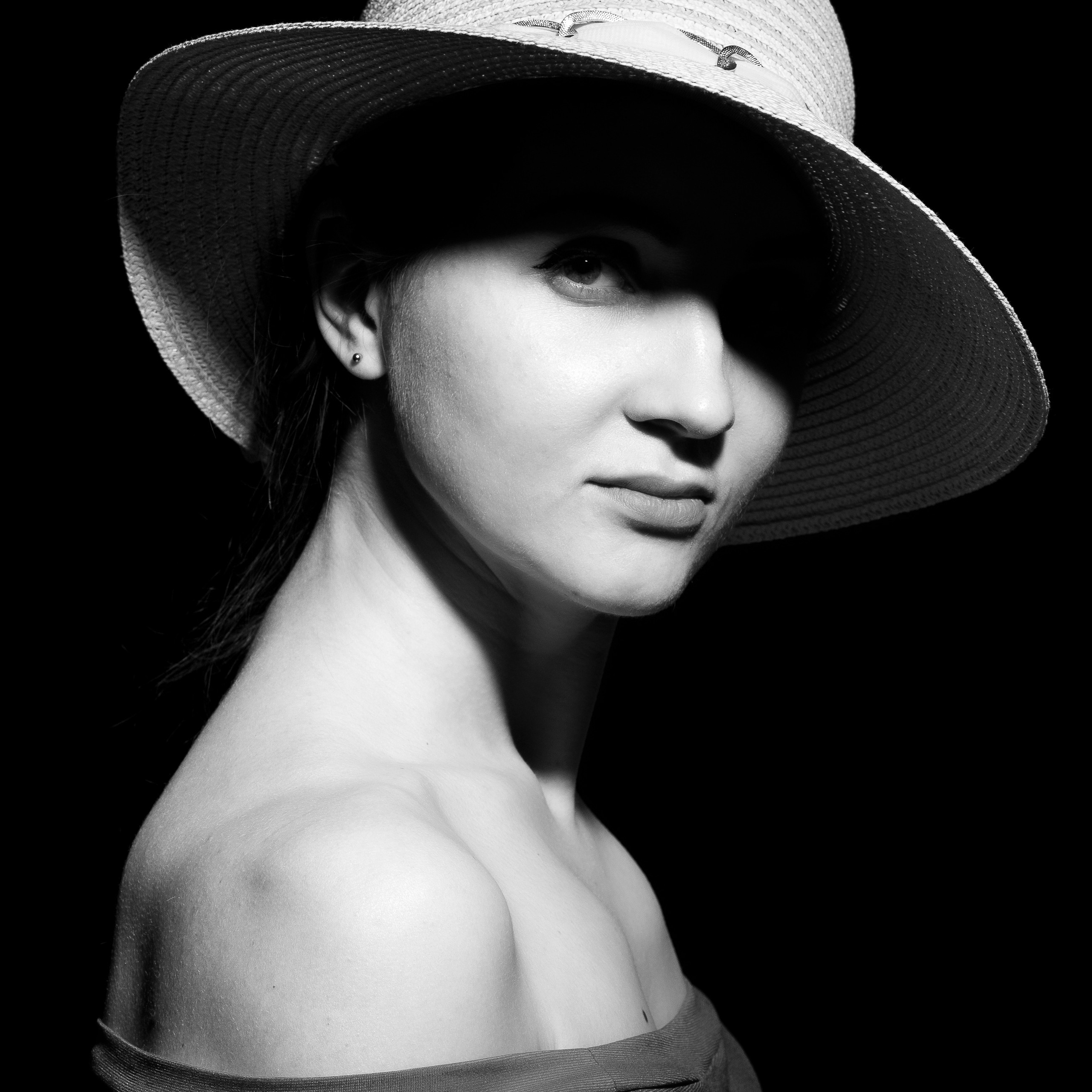 Черно-белые фотографии. Фотографы в Орле Шестопаловы Юлия и Юрий