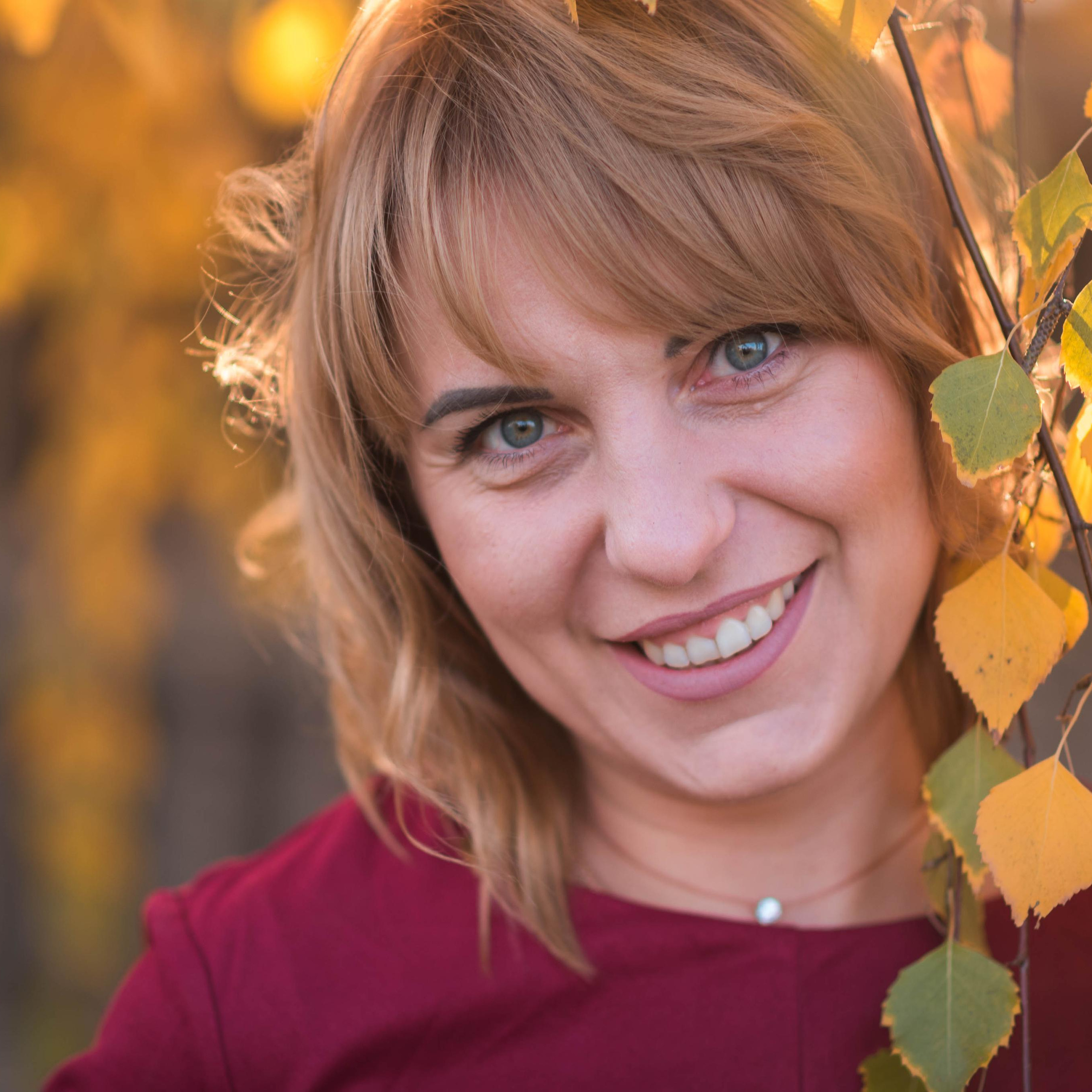 Елена фотосессия у дома