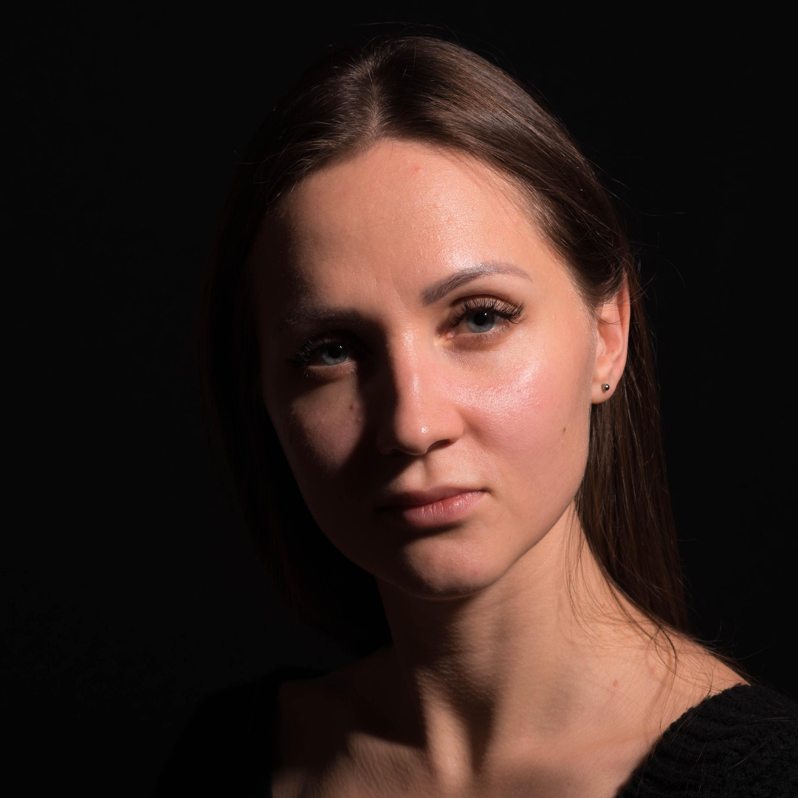 Татьяна черный фон. Фотографы в Орле Шестопаловы Юлия и Юрий