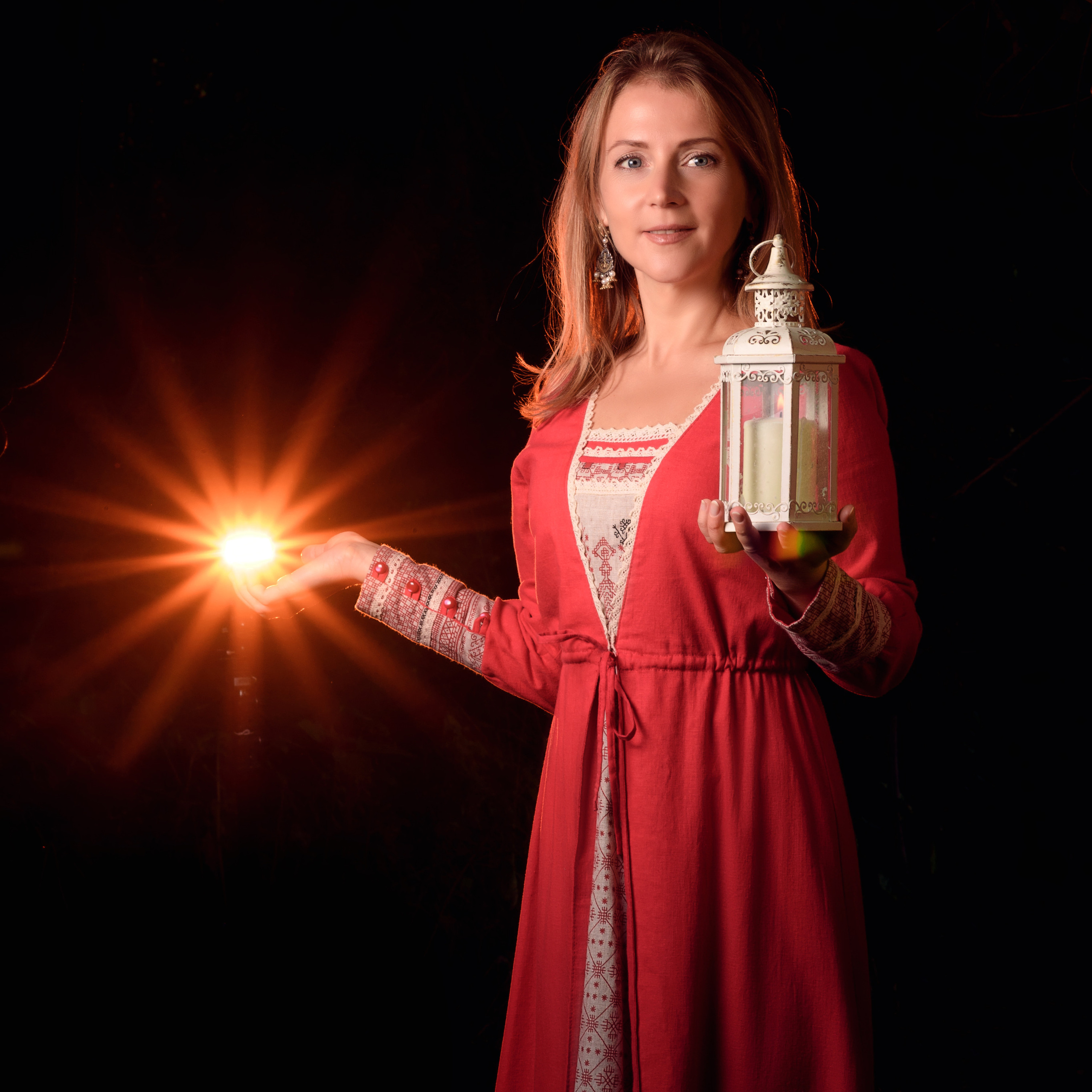 Виктория — фотосессия с огнем. Фотографы в Орле Шестопаловы Юлия и Юрий