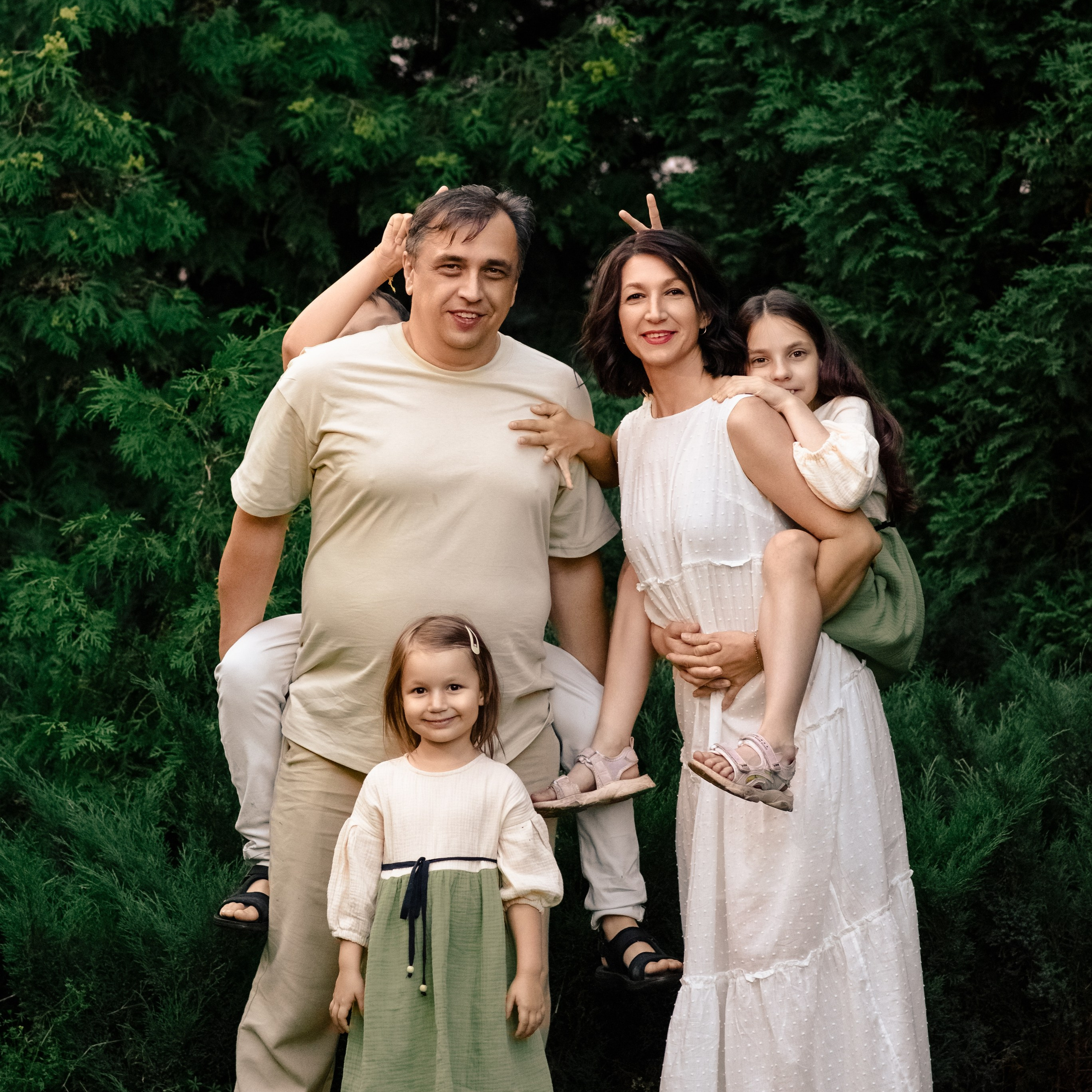 Евгения, Алексей, Маша, Иван и Ксюша. Фотографы в Орле Шестопаловы Юлия и Юрий