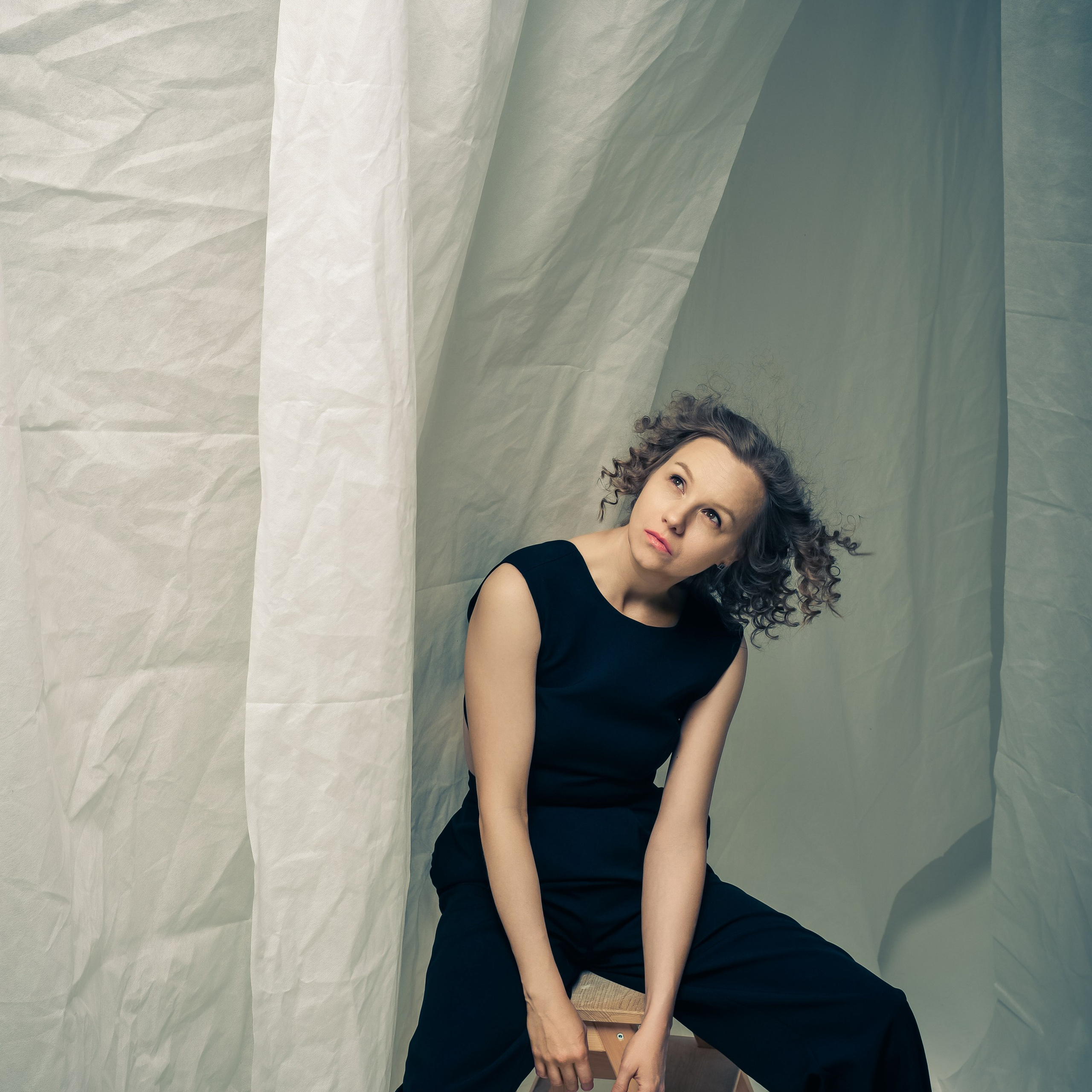 Ирина фотосессия с простынями. Фотографы в Орле Шестопаловы Юлия и Юрий