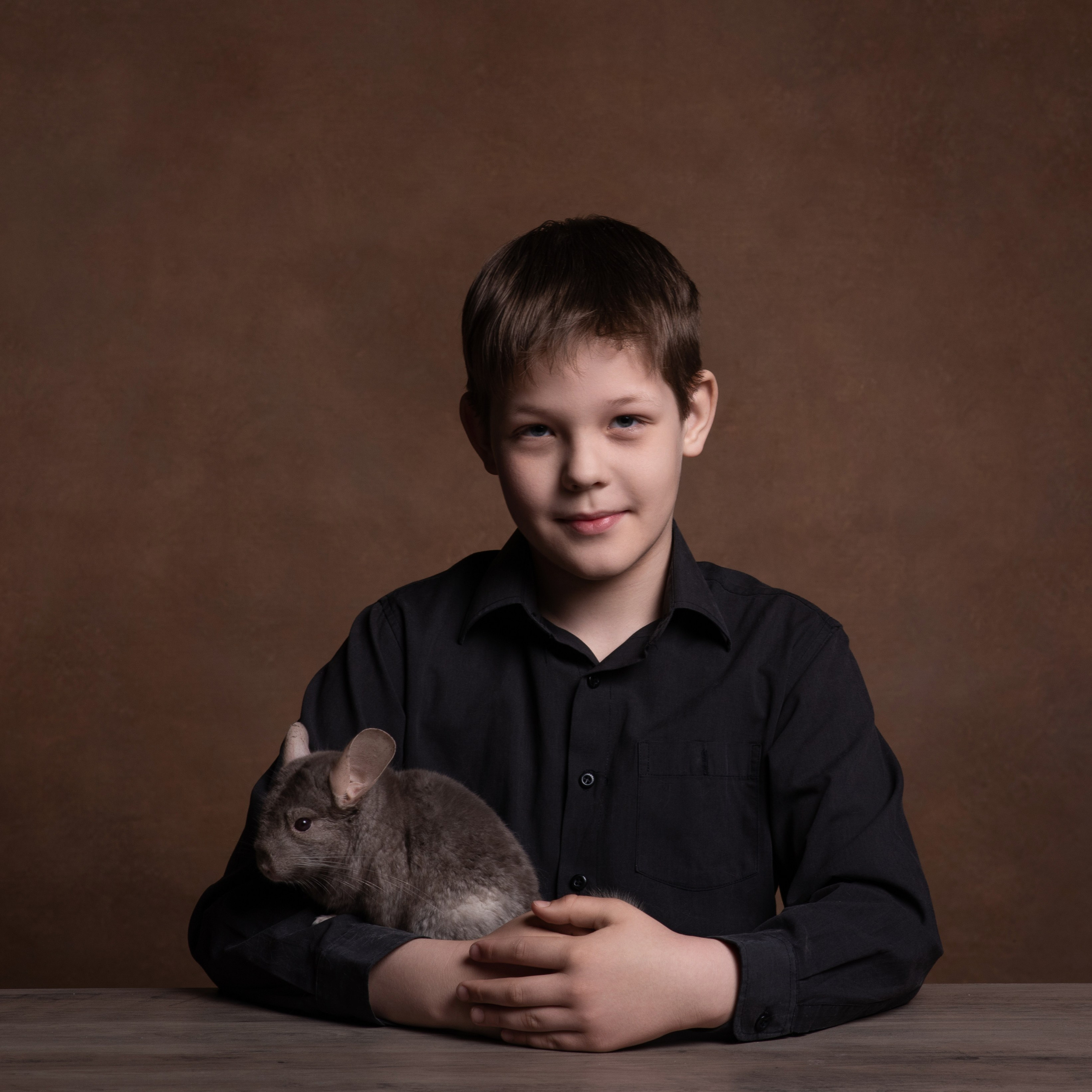 Владимир — фотосессия с шиншиллой. Фотографы в Орле Шестопаловы Юлия и Юрий