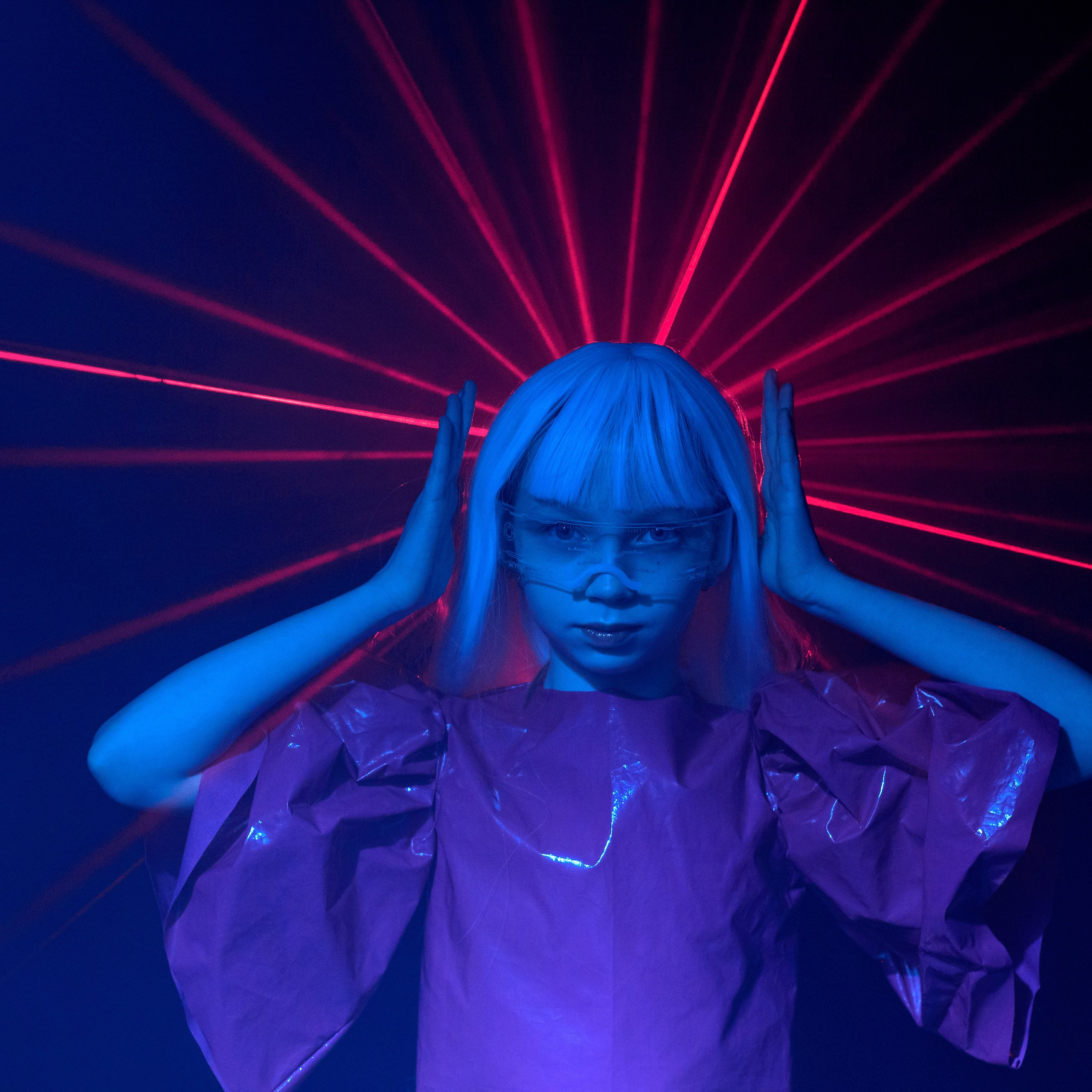 Иванна съемка с лазером. Фотографы в Орле Шестопаловы Юлия и Юрий