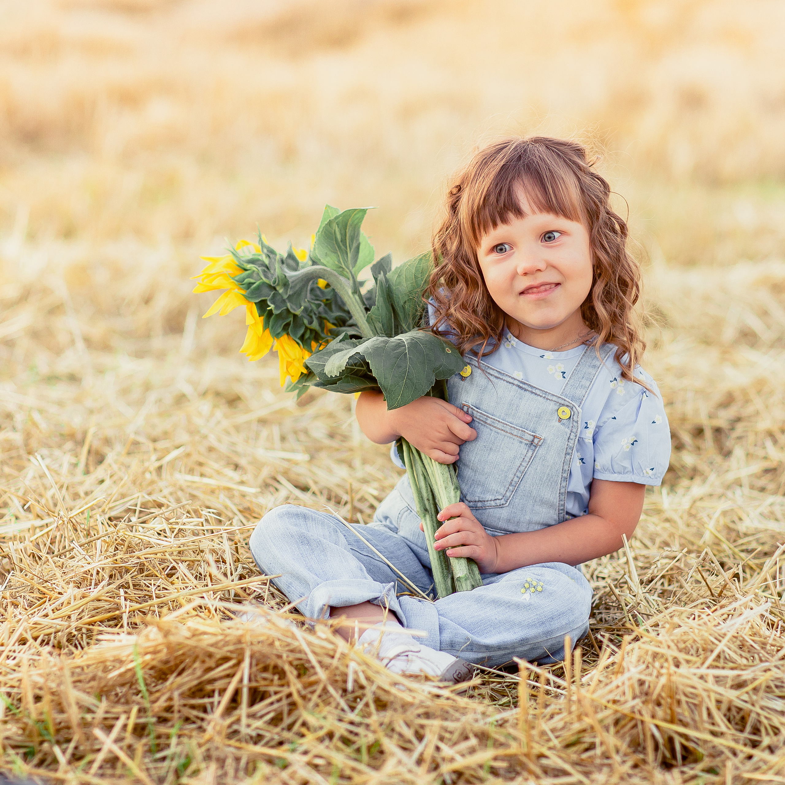 Семейная фотосессия в подсолнухах. Лето 2020