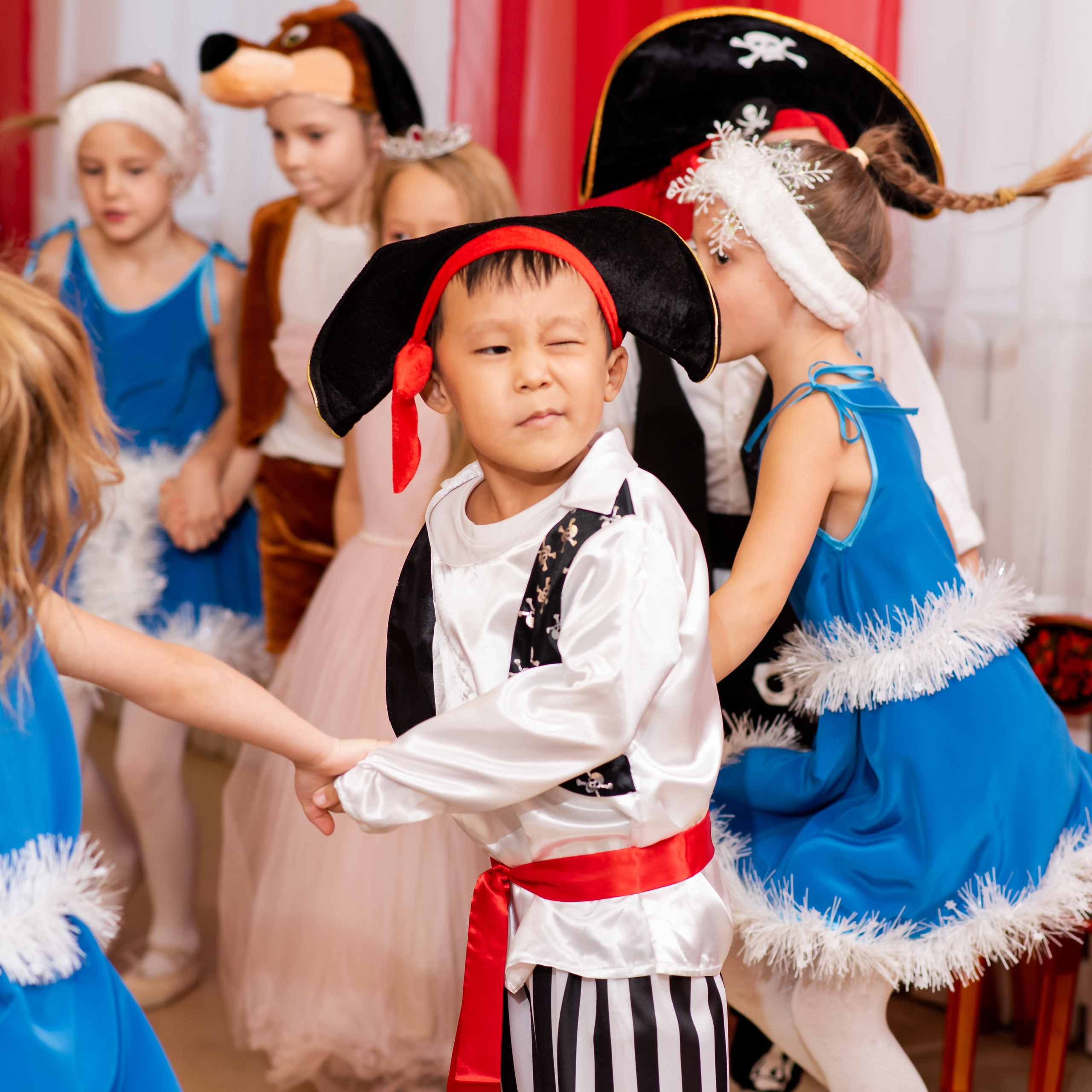 Новогодний утренник в детском саду 276