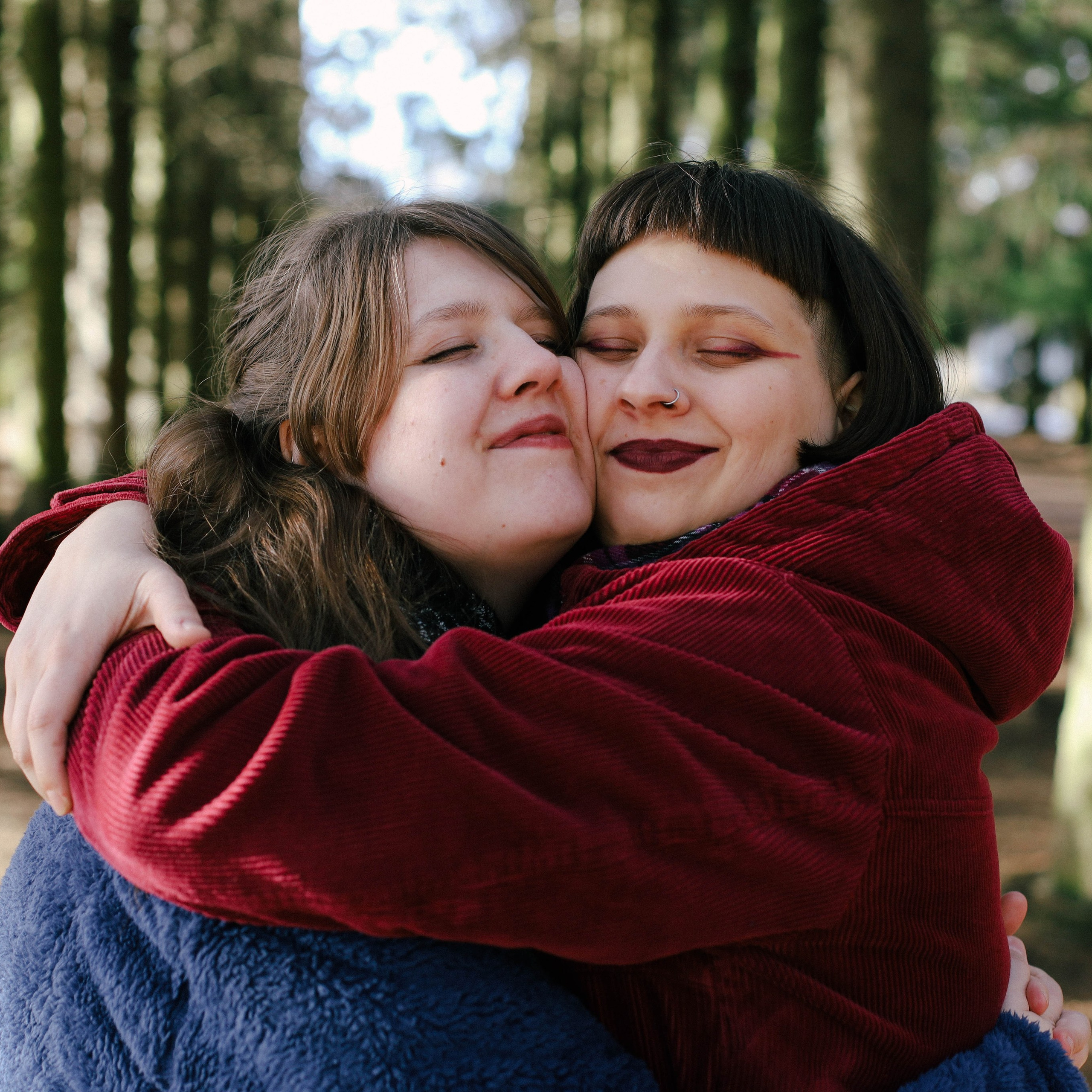 Ксюша и Таня