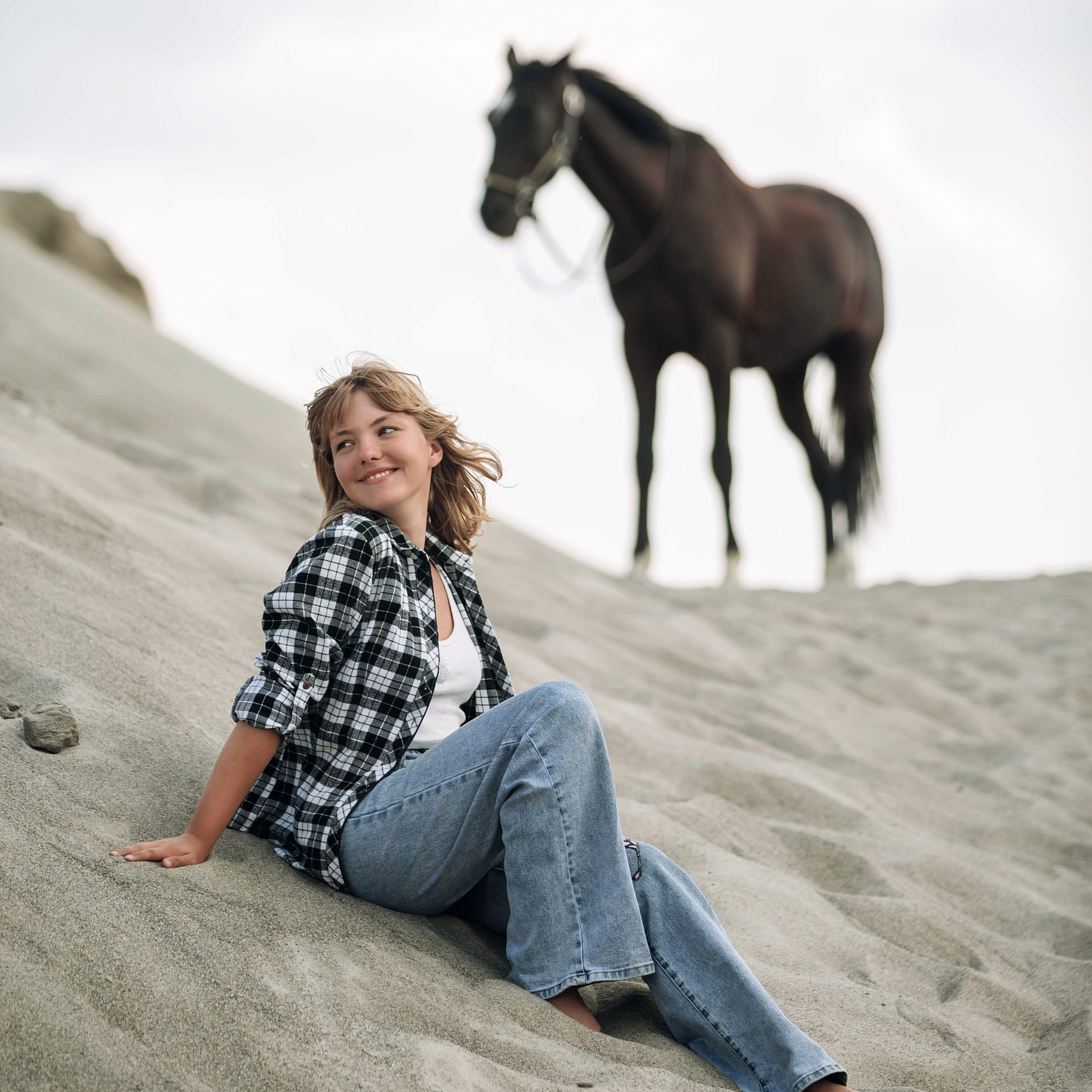Фотосессия с конем Мерседес и Аня