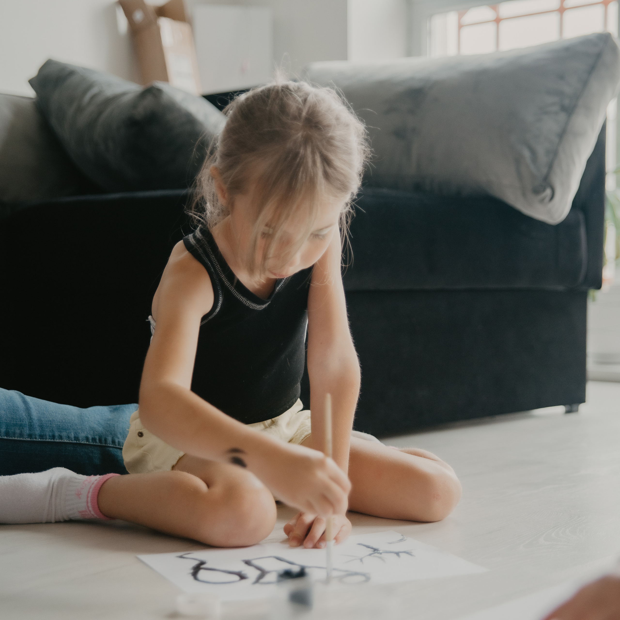 Рисуем дома. Фотограф Надежда Московская