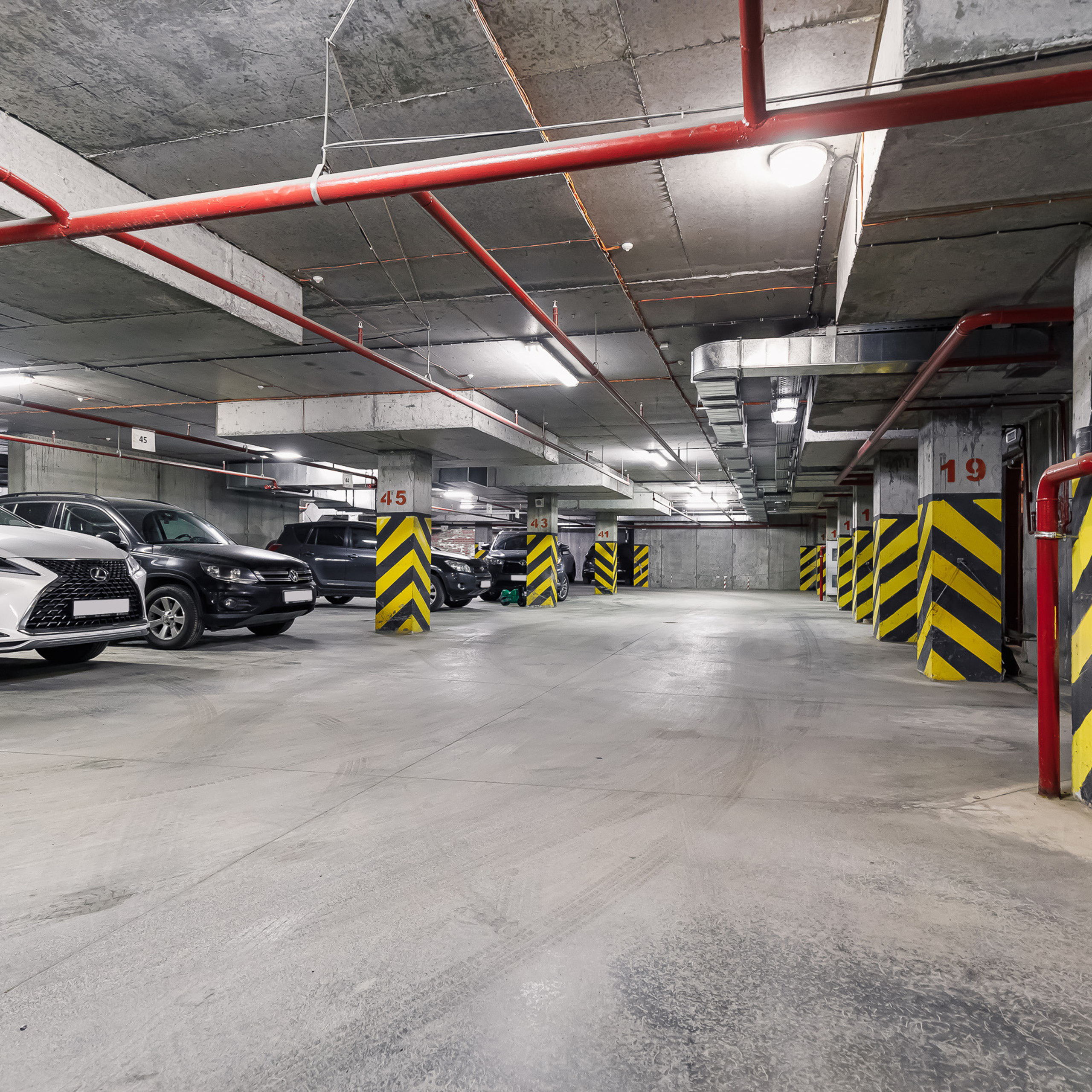 Подземные парковки Новосибирска. Фотосъёмка объектов недвижимости