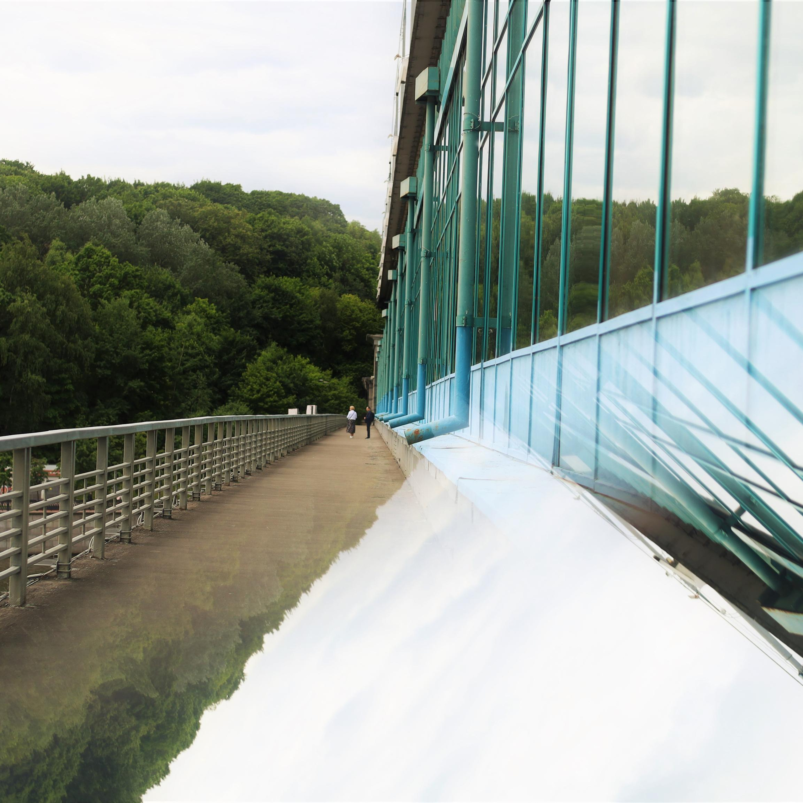 зеркало в москве