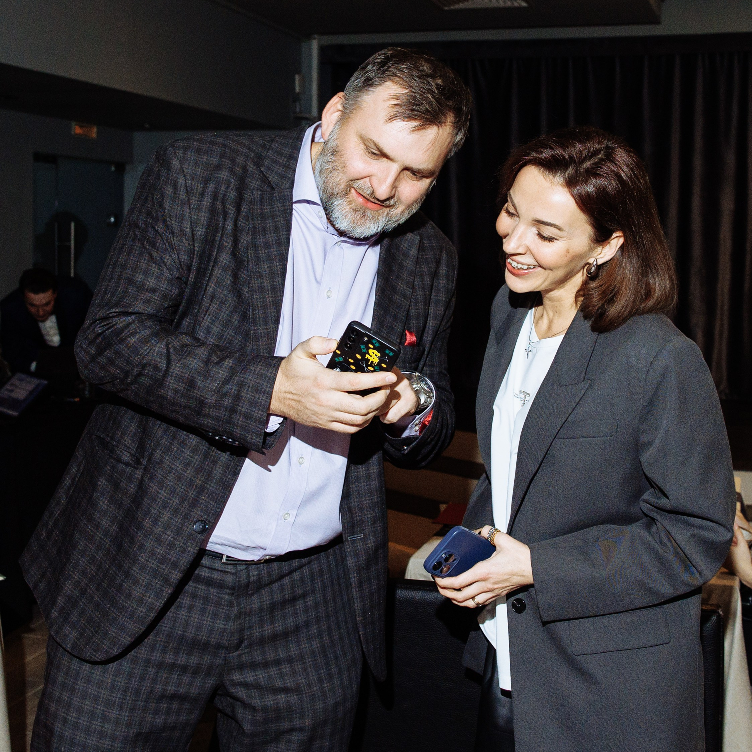 Altamira project: лекция «Суррогаты-деньги несуществующих правительств». Свадебный фотограф в Нижнем Новгороде и Москве Виктор Баринов