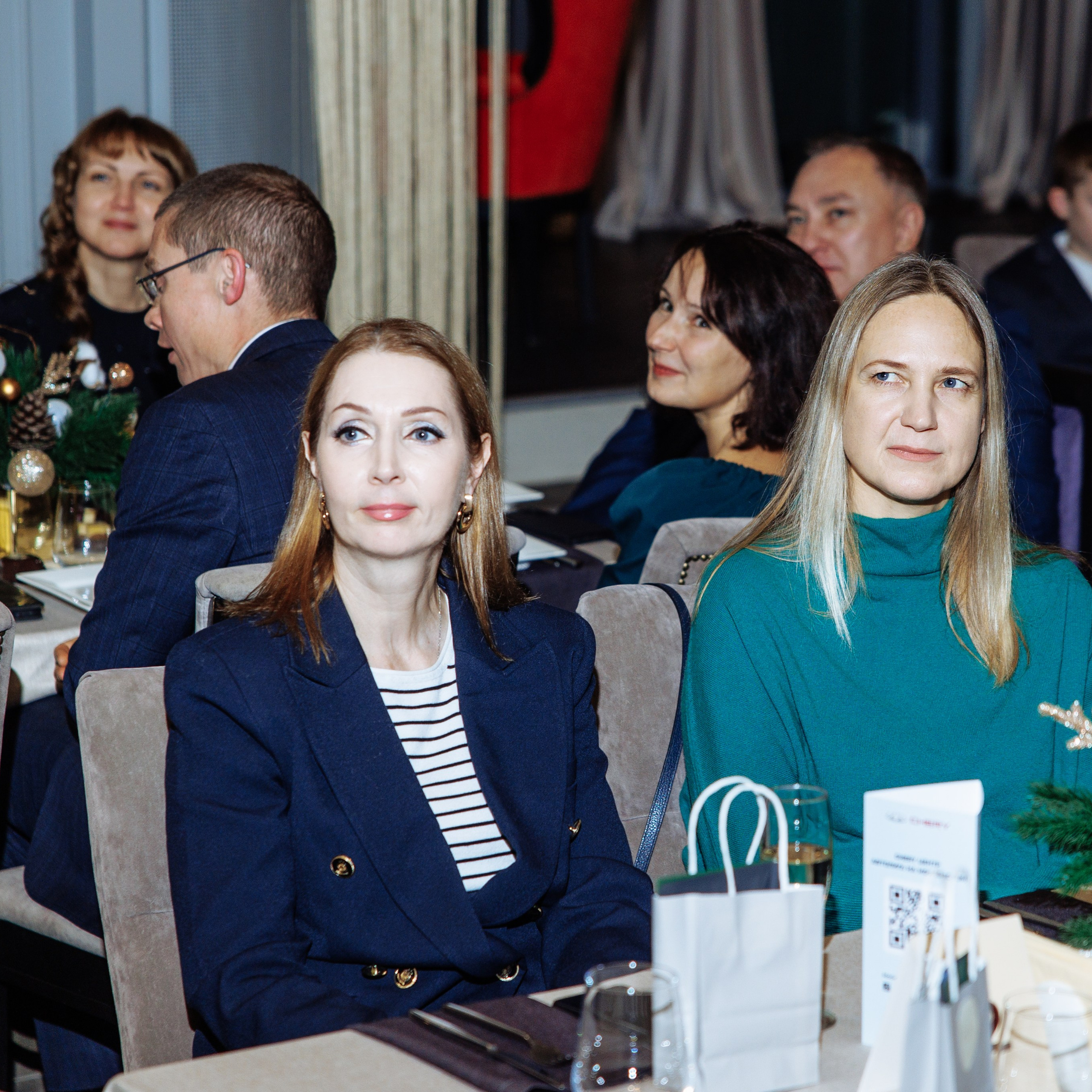 Altamira project: лекция «Суррогаты-деньги несуществующих правительств». Свадебный фотограф в Нижнем Новгороде и Москве Виктор Баринов