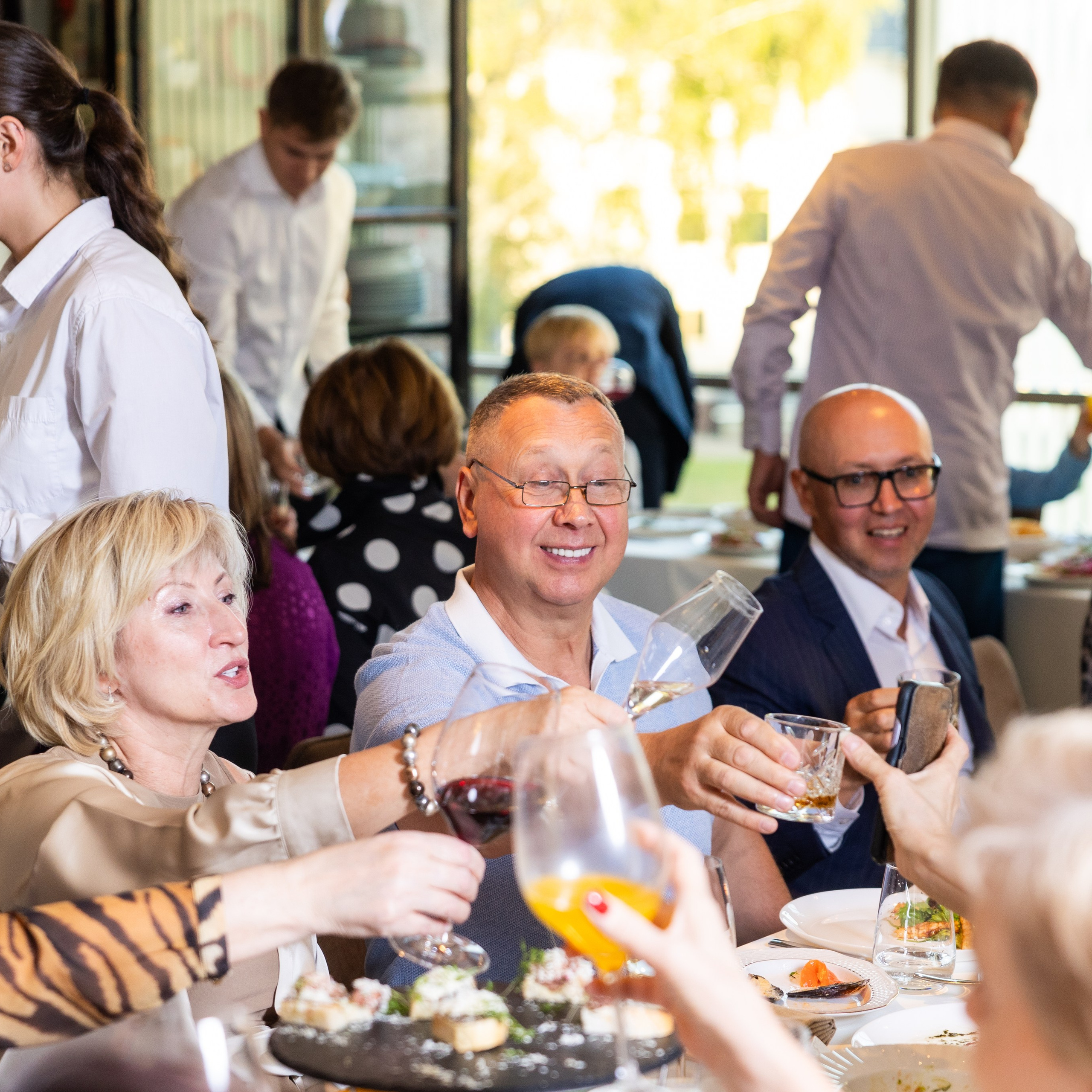 Юбилей 60 лет в ресторане «Митрич». Свадебный фотограф в Нижнем Новгороде и Москве Виктор Баринов