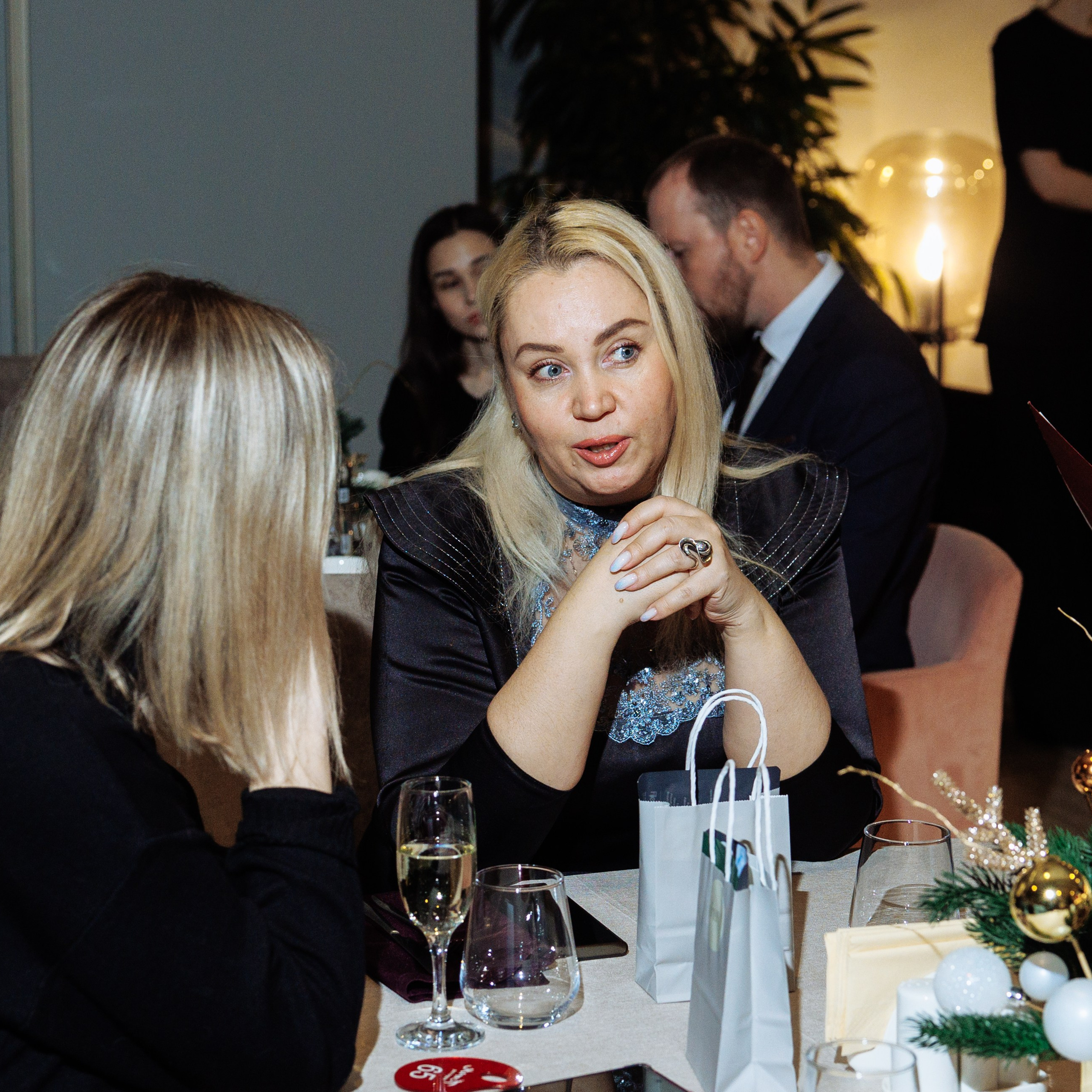 Altamira project: лекция «Суррогаты-деньги несуществующих правительств». Свадебный фотограф в Нижнем Новгороде и Москве Виктор Баринов