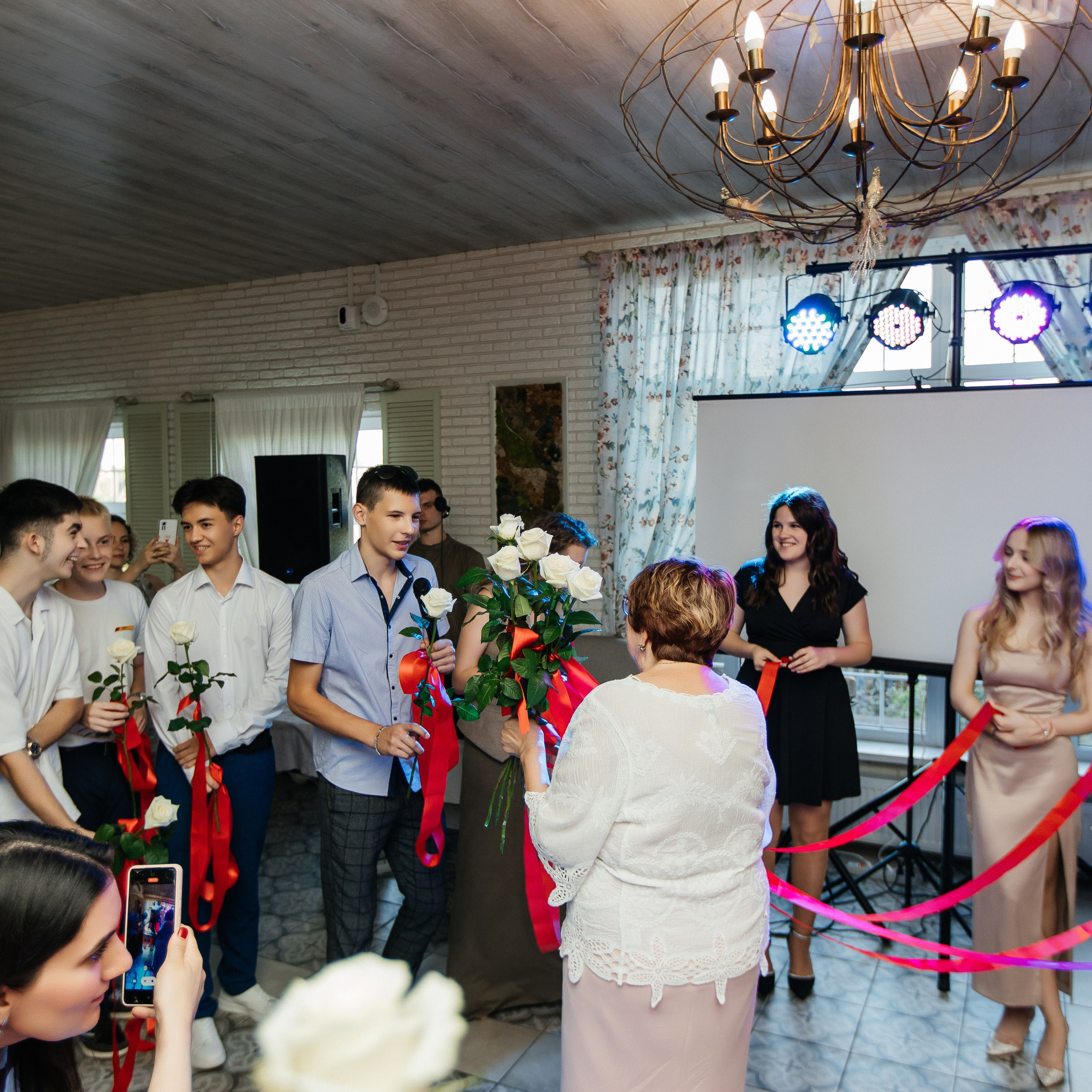 Выпускной школа