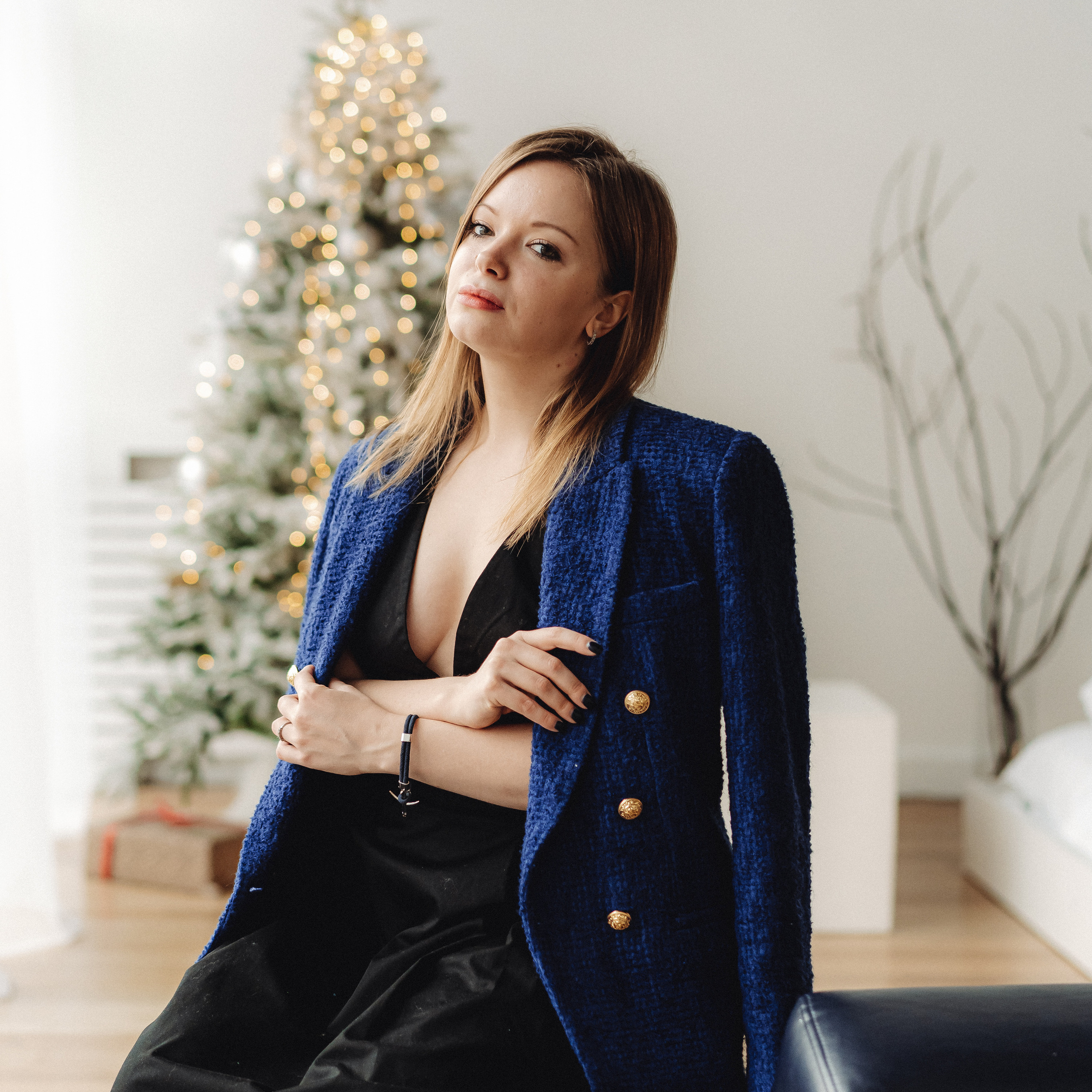 Студия, город