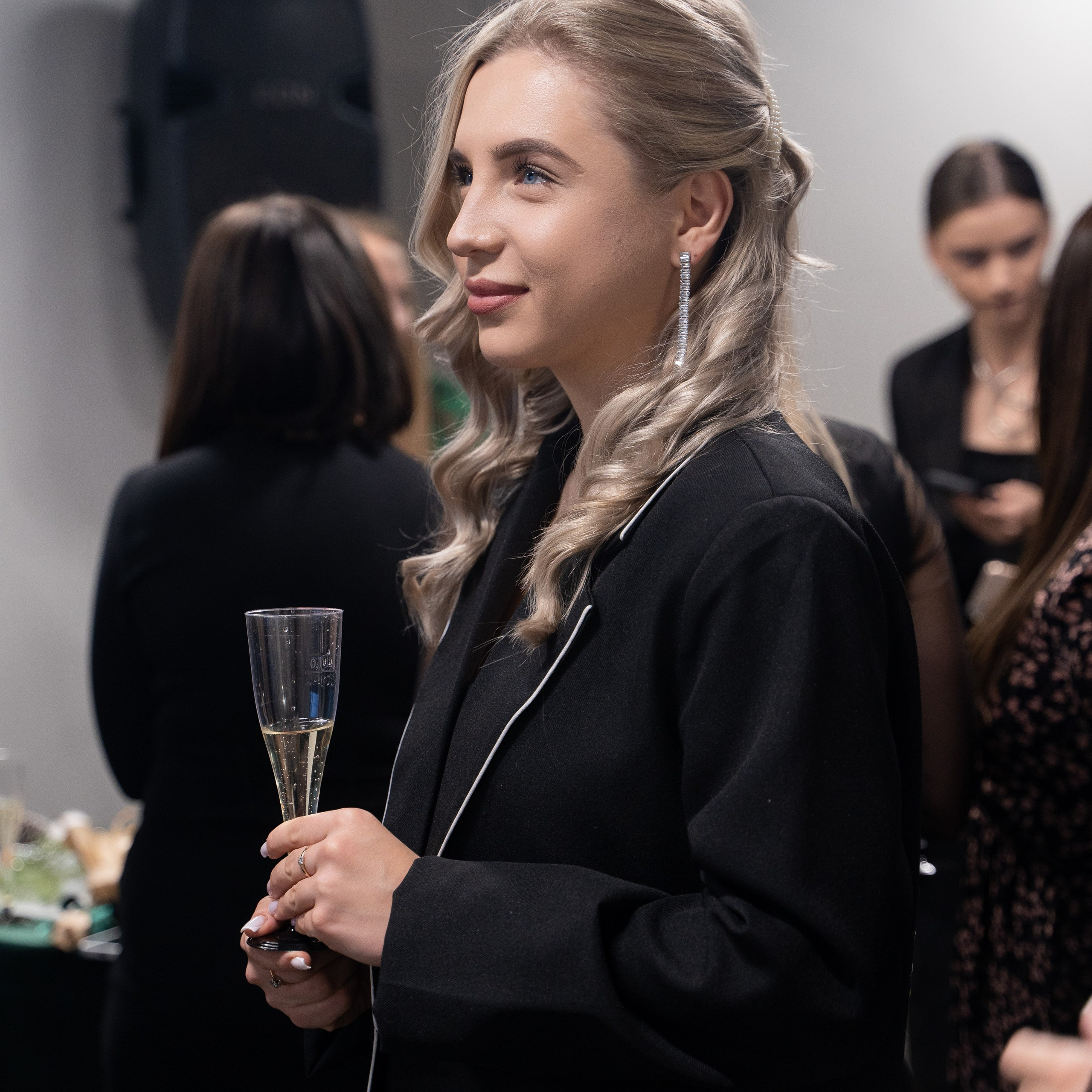 Корпоратив студии маникюра VTOPE