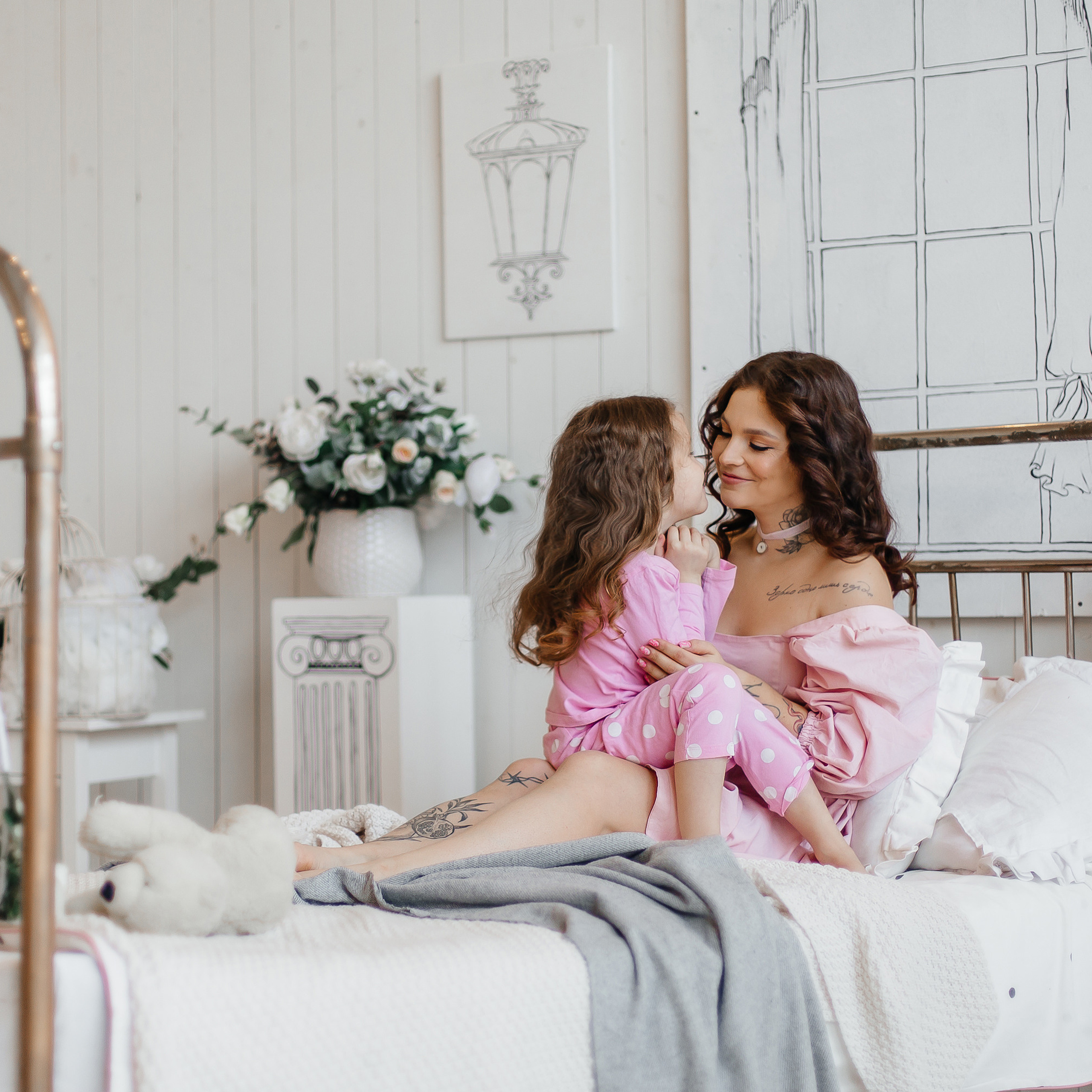 Вика и Лерочка