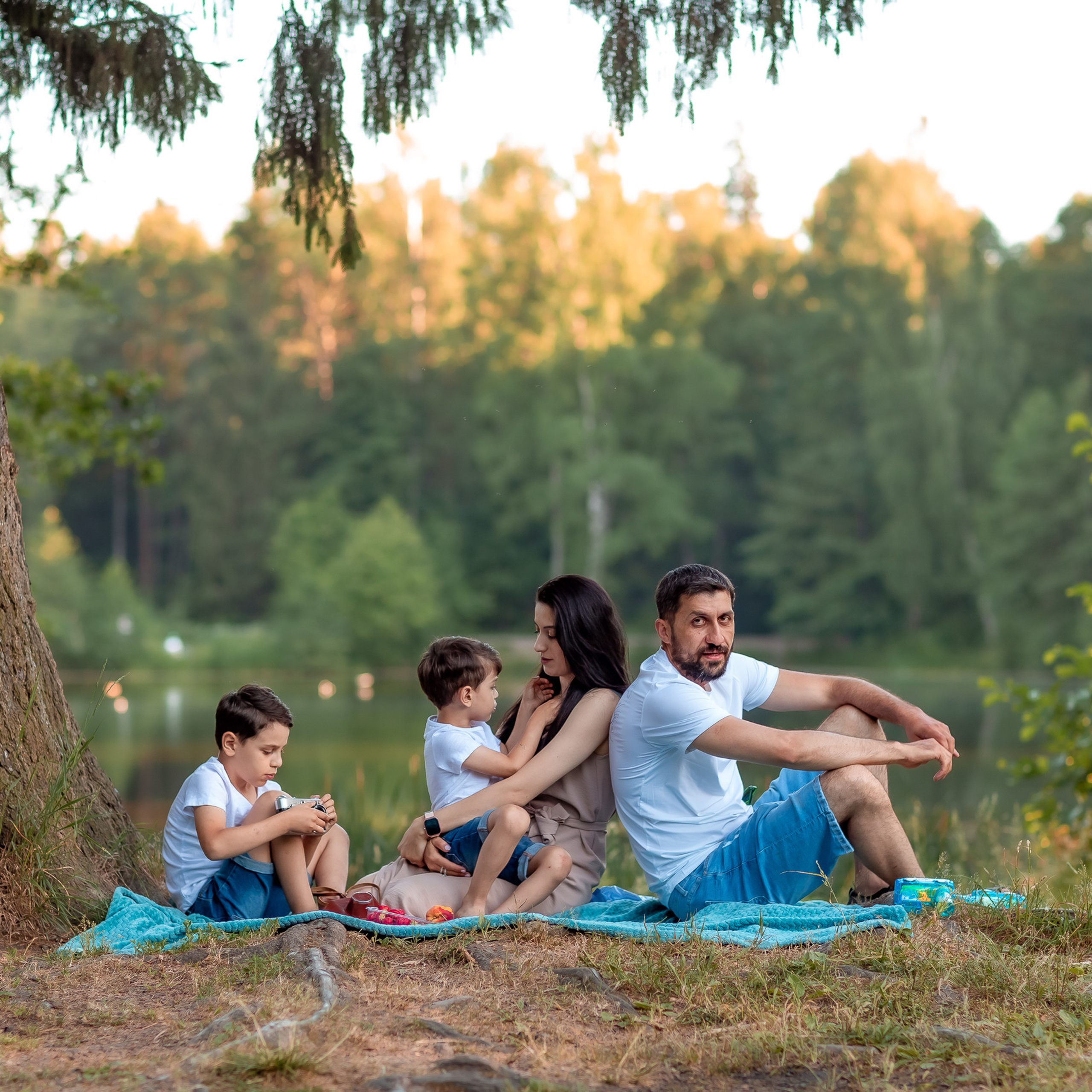 Летняя семейная съемка в Шуваловском парке