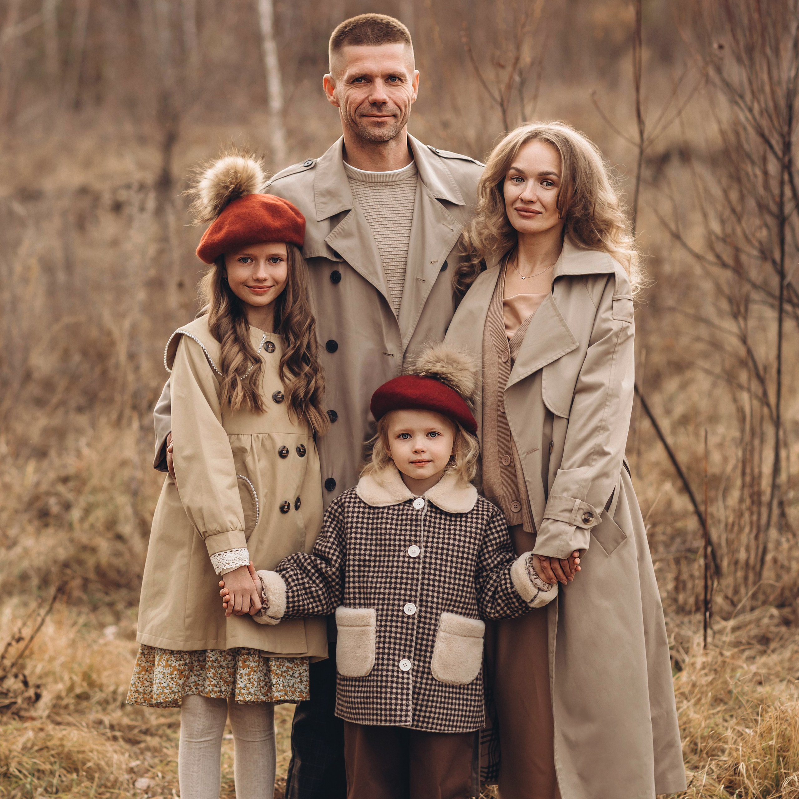 Фотоистория семьи Серовых.