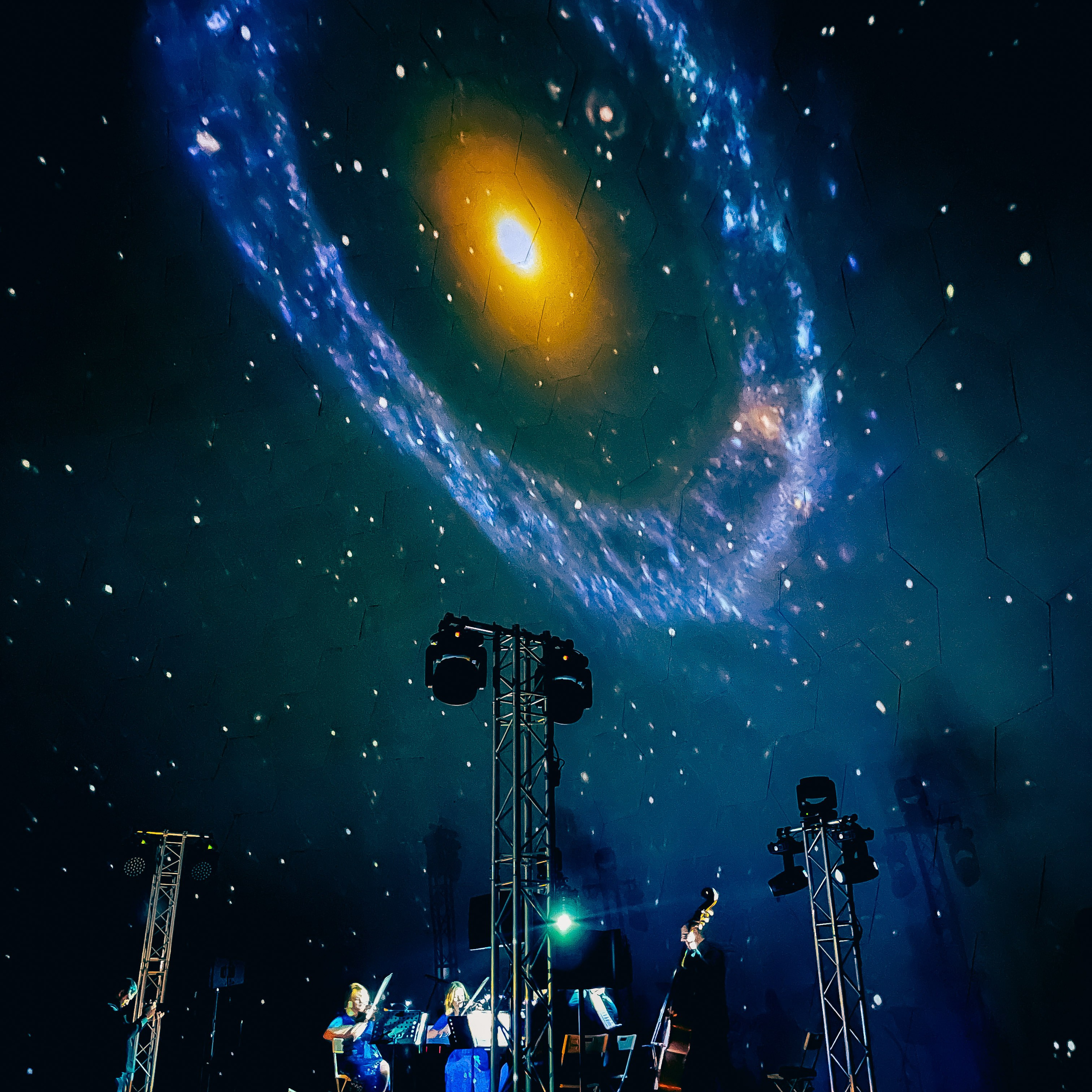 Предновогодний вечер ХХ 24