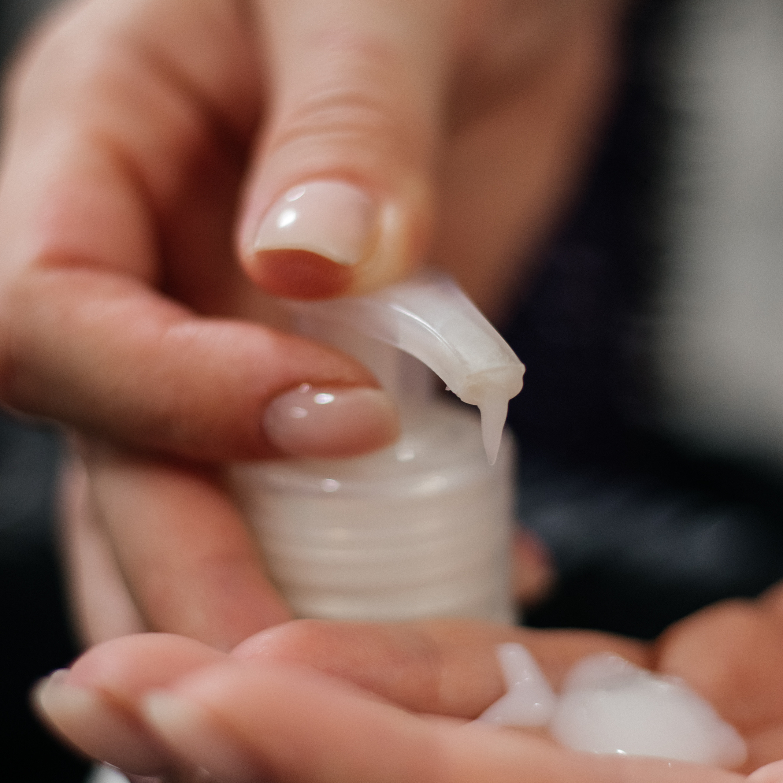 Стилист волос