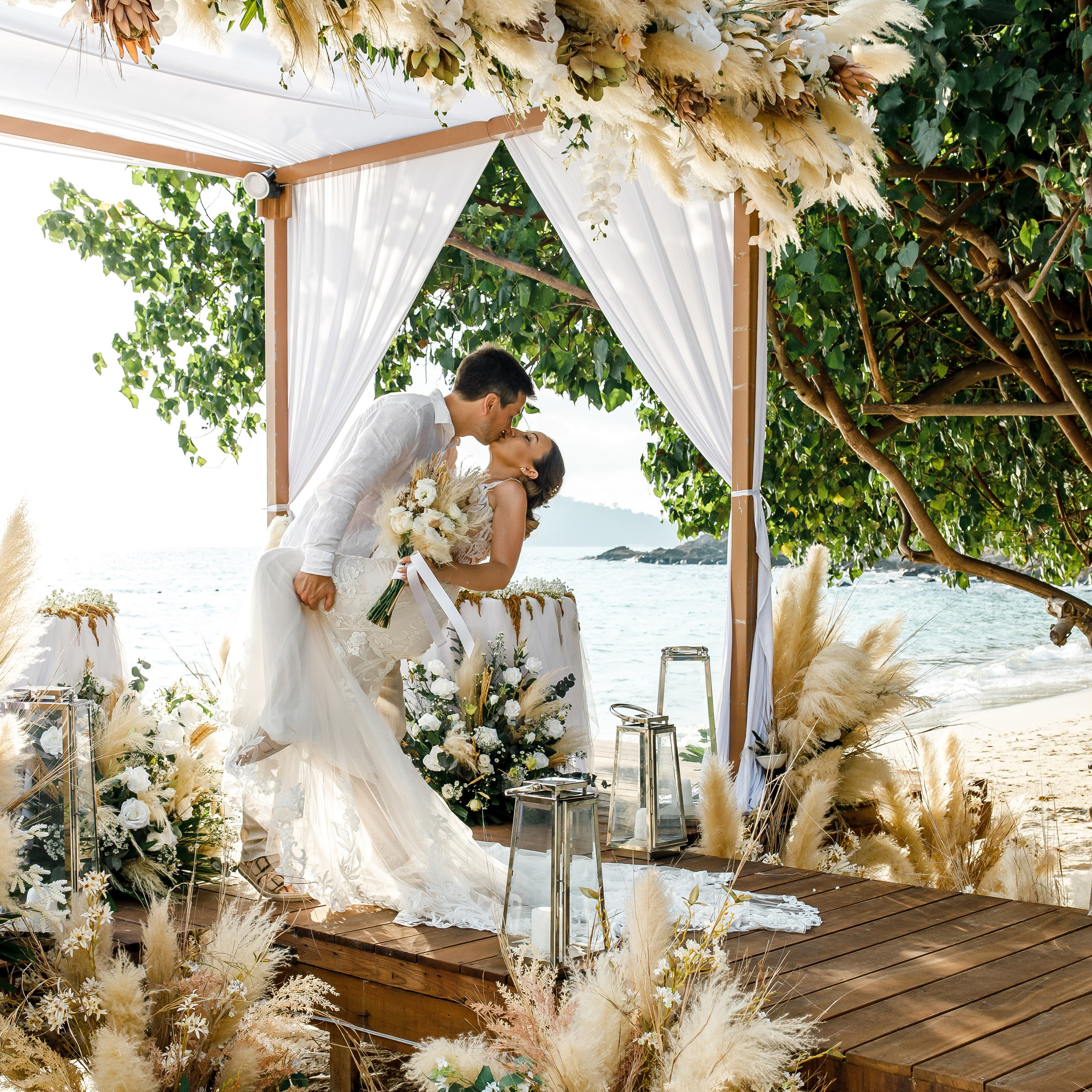 Dom & Vicky |Paradee Resort Koh Samet