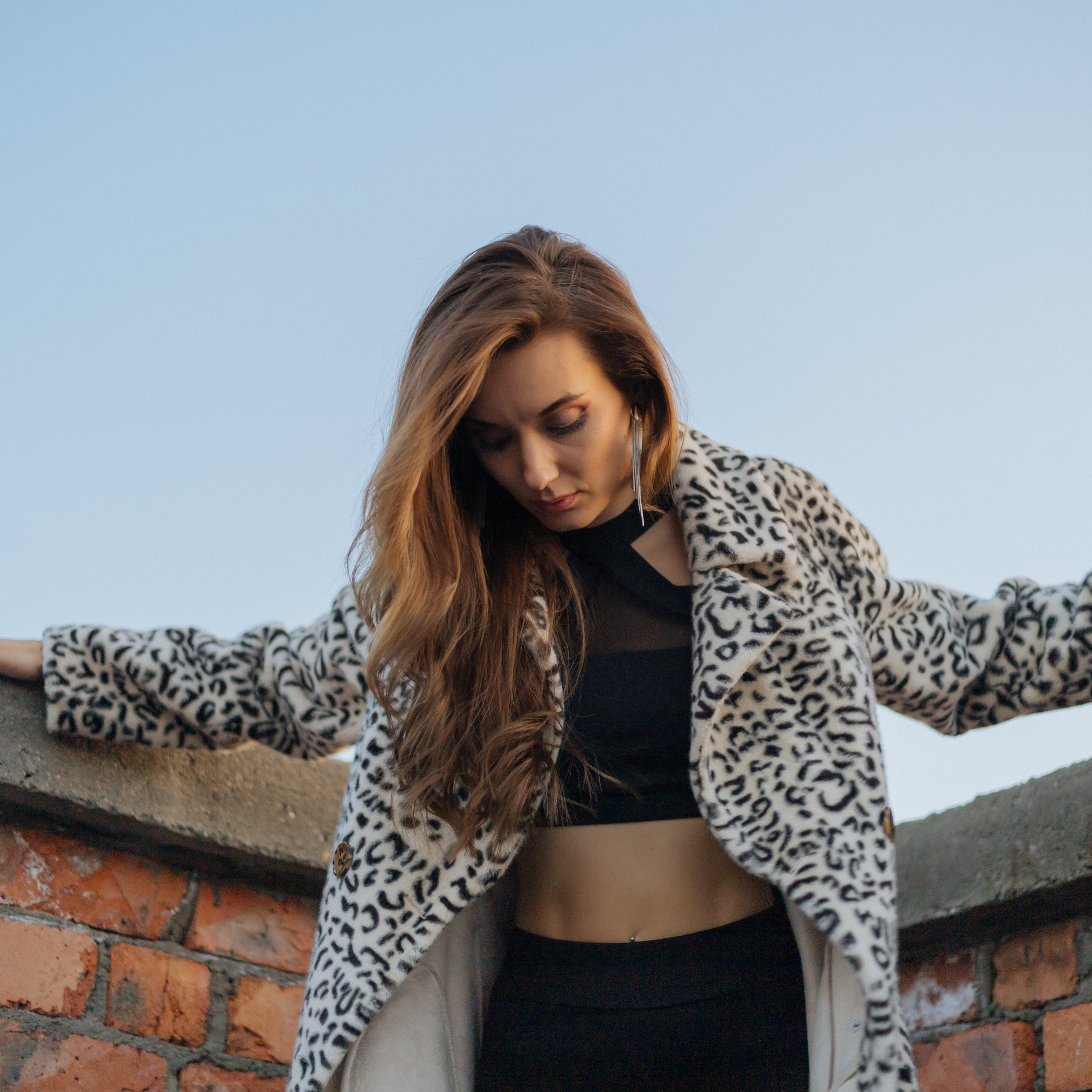 Катя на крыше