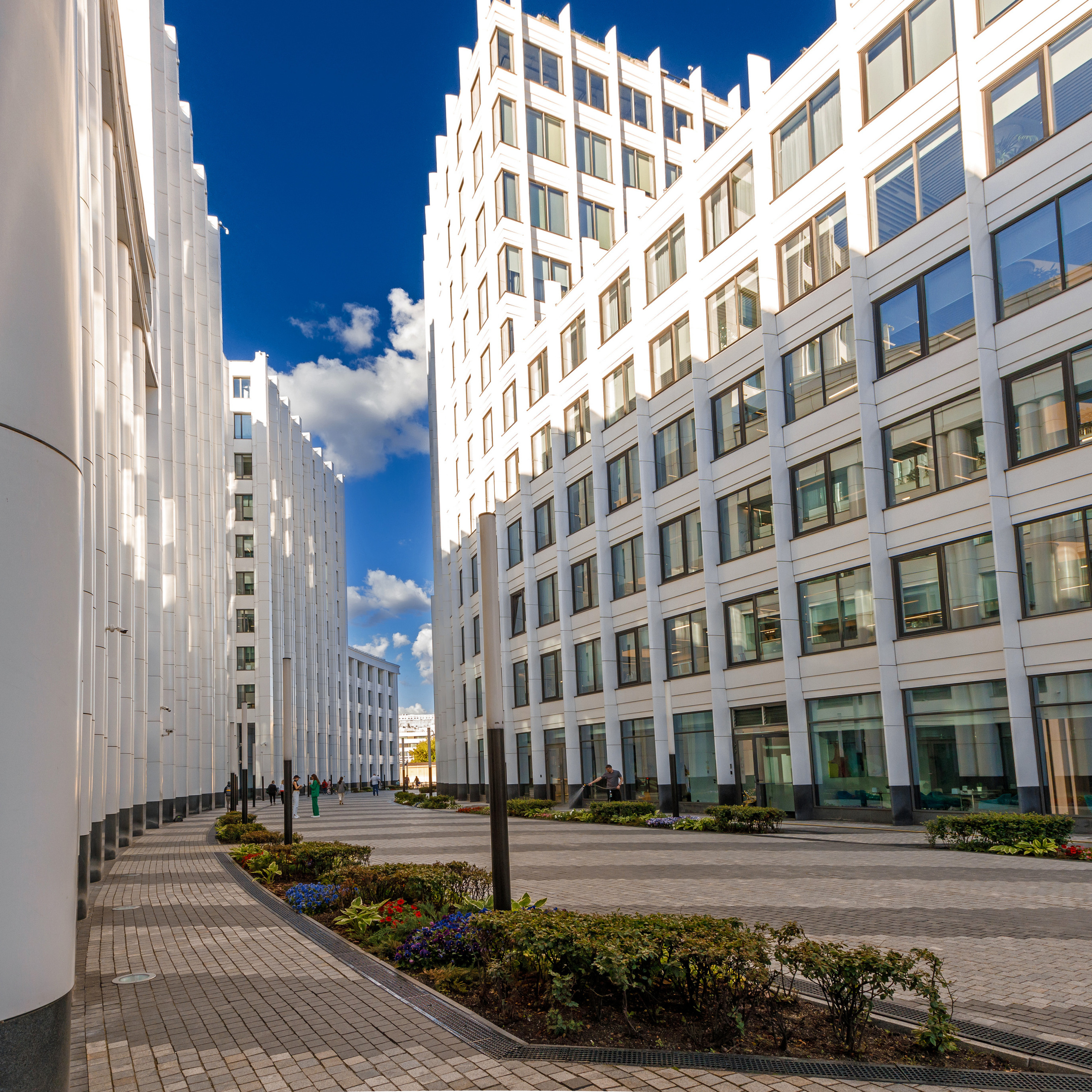 Здания современной Москвы