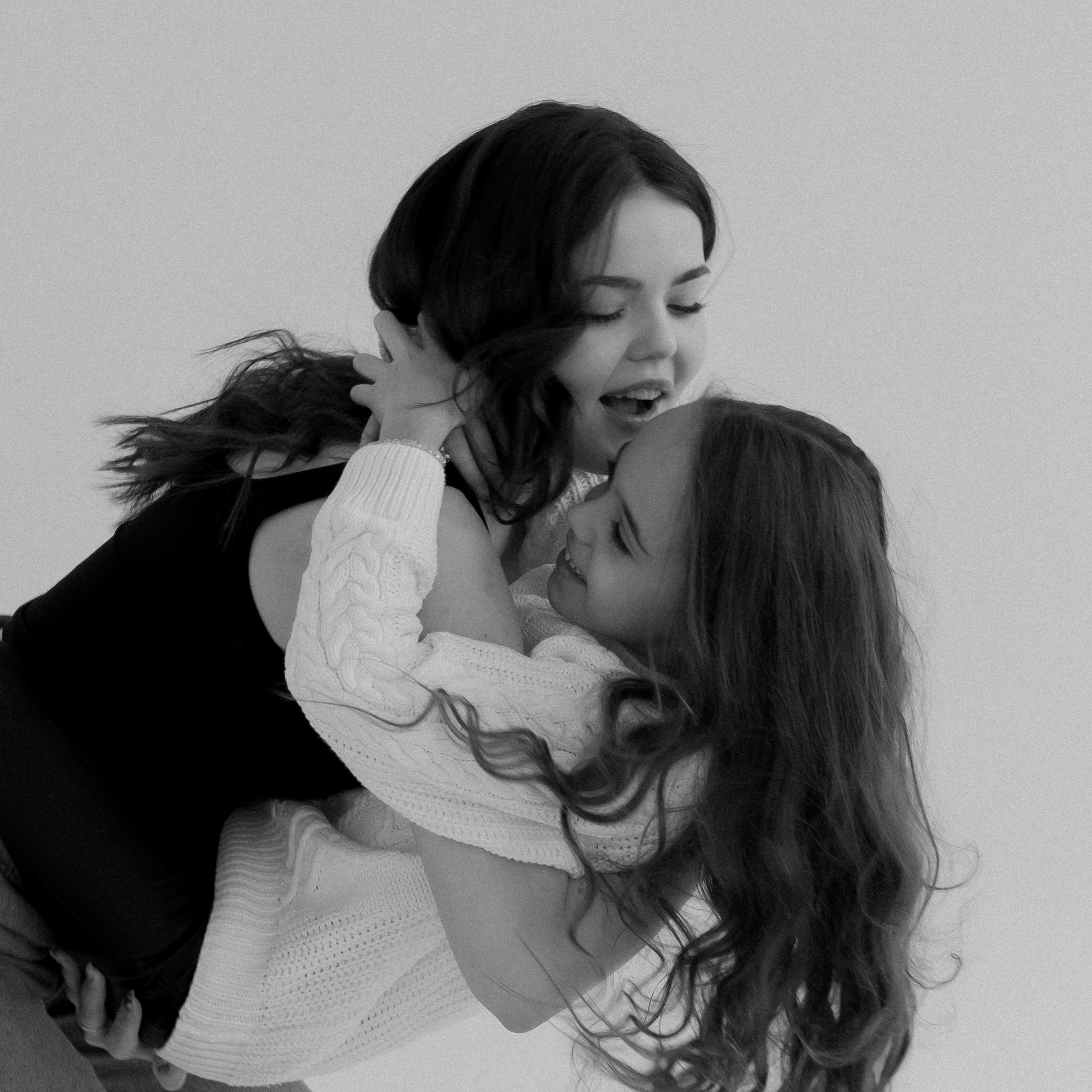 Сестрички Татьяна и&nbsp;Оля