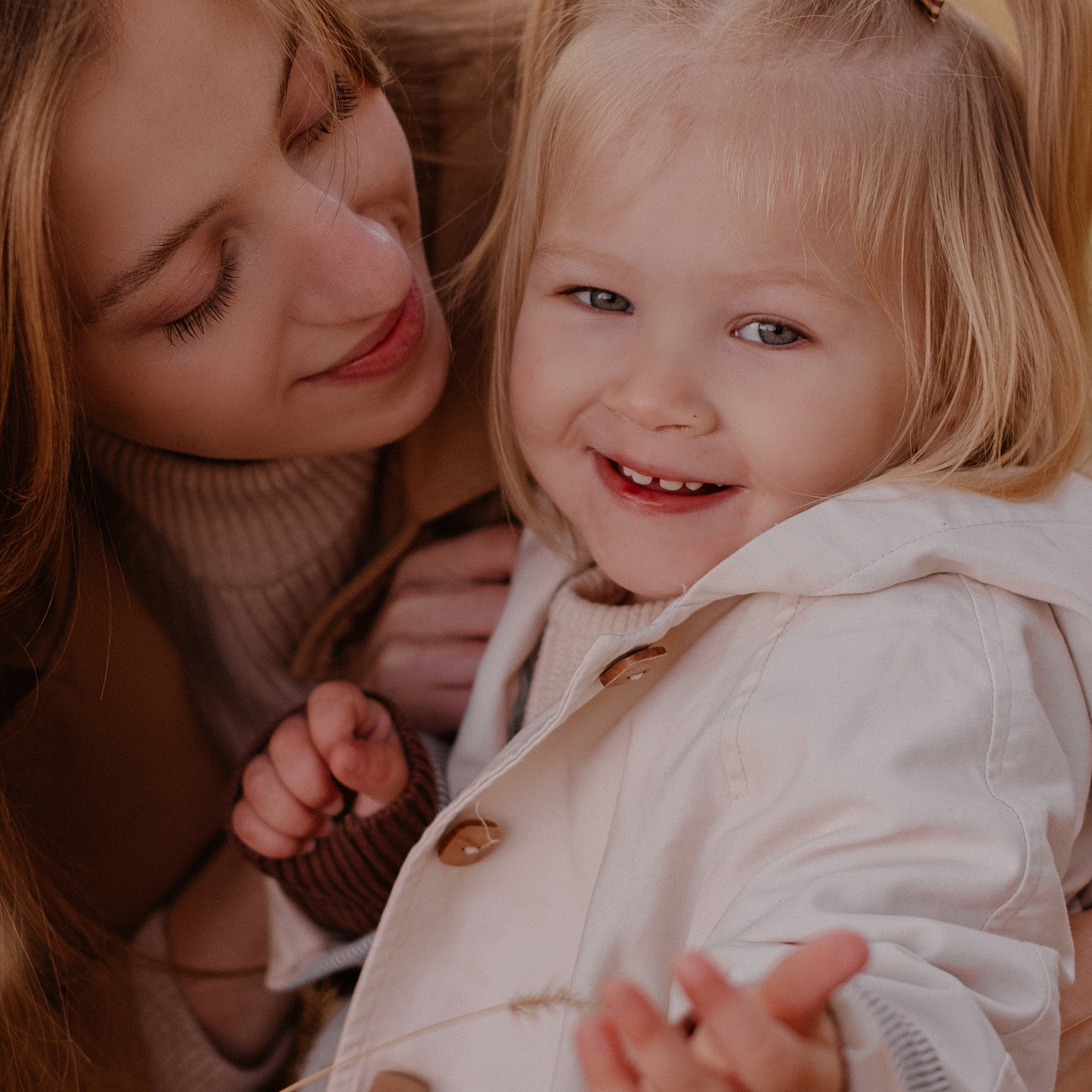 Осенняя прогулочная фотосессия Ксюша + Саша + Кира