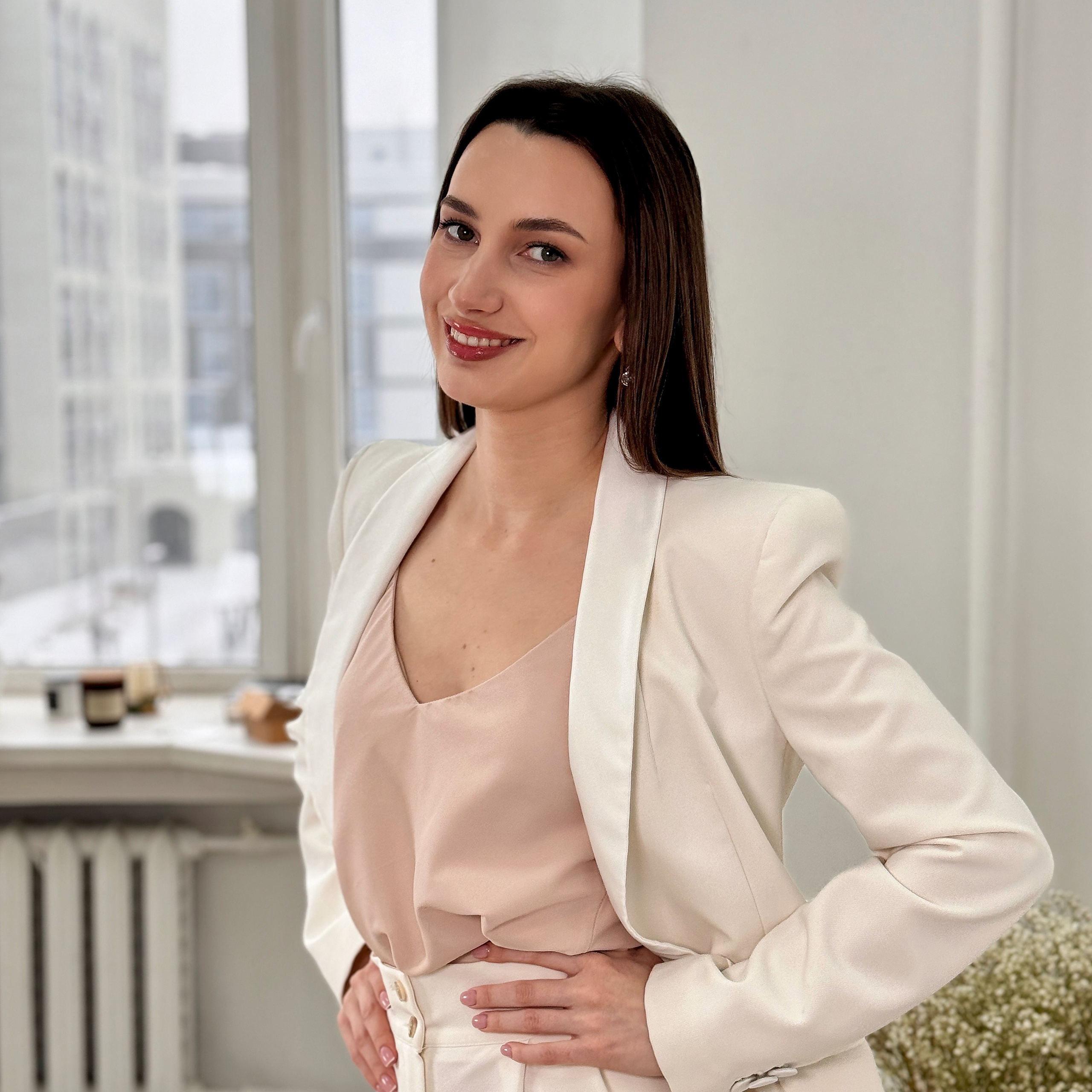 Мобильный контент. Создание ИИ контента, фотосессии, инфографика в Москве