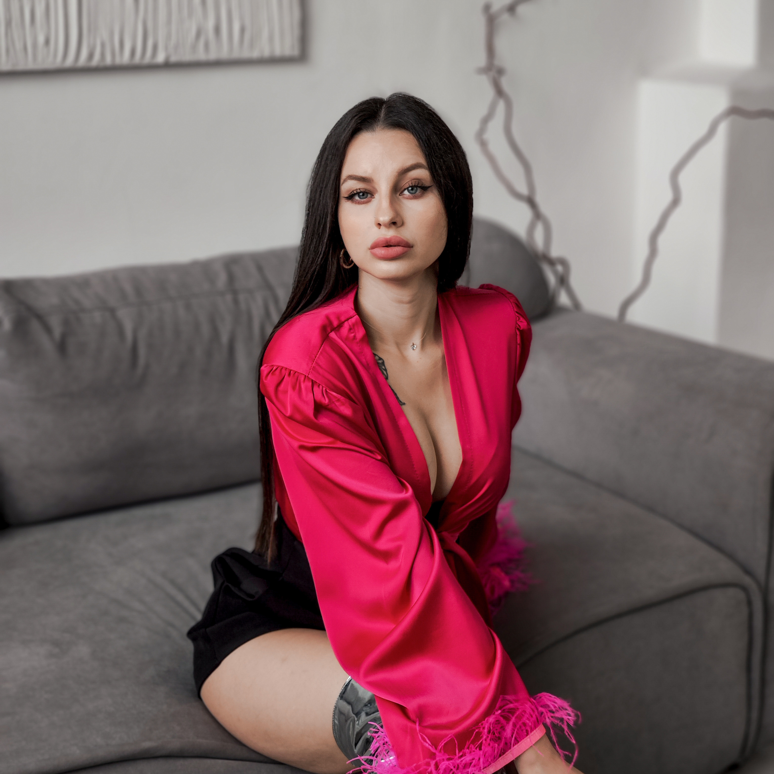 Мобильный контент. Создание ИИ контента, фотосессии, инфографика в Москве