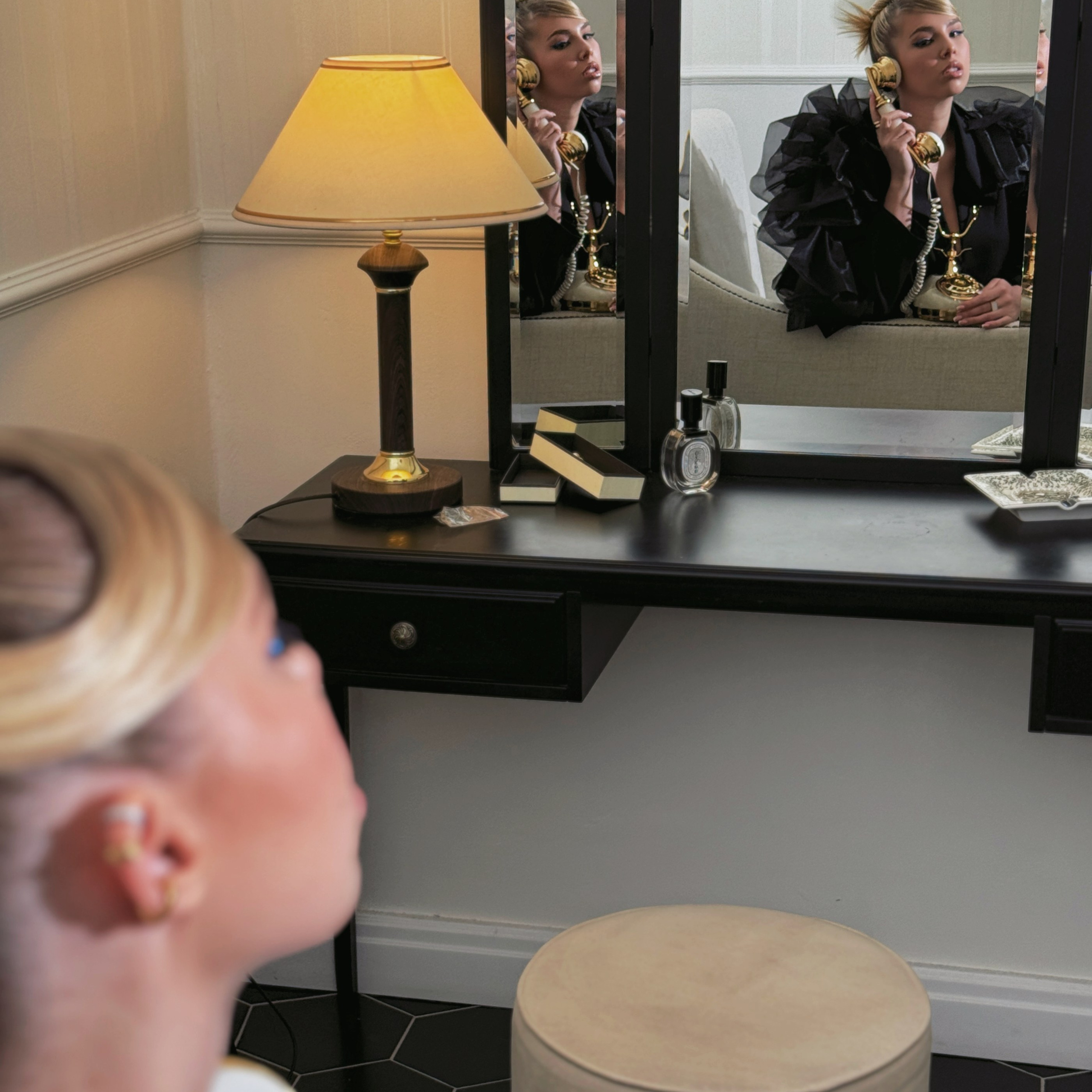 Мобильный контент. Создание ИИ контента, фотосессии, инфографика в Москве