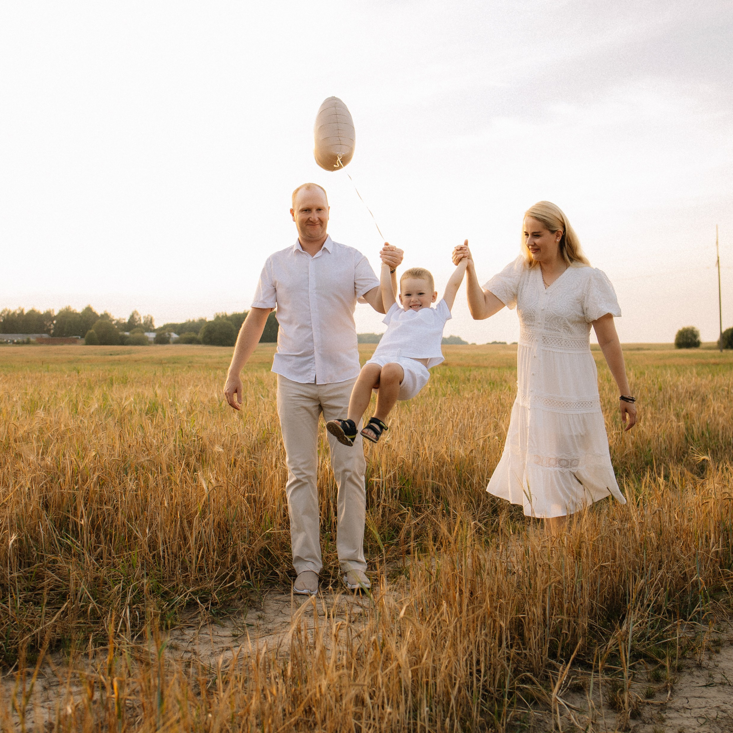 Женский и семейный фотограф Вологда Бучухишвили Диана, обучение