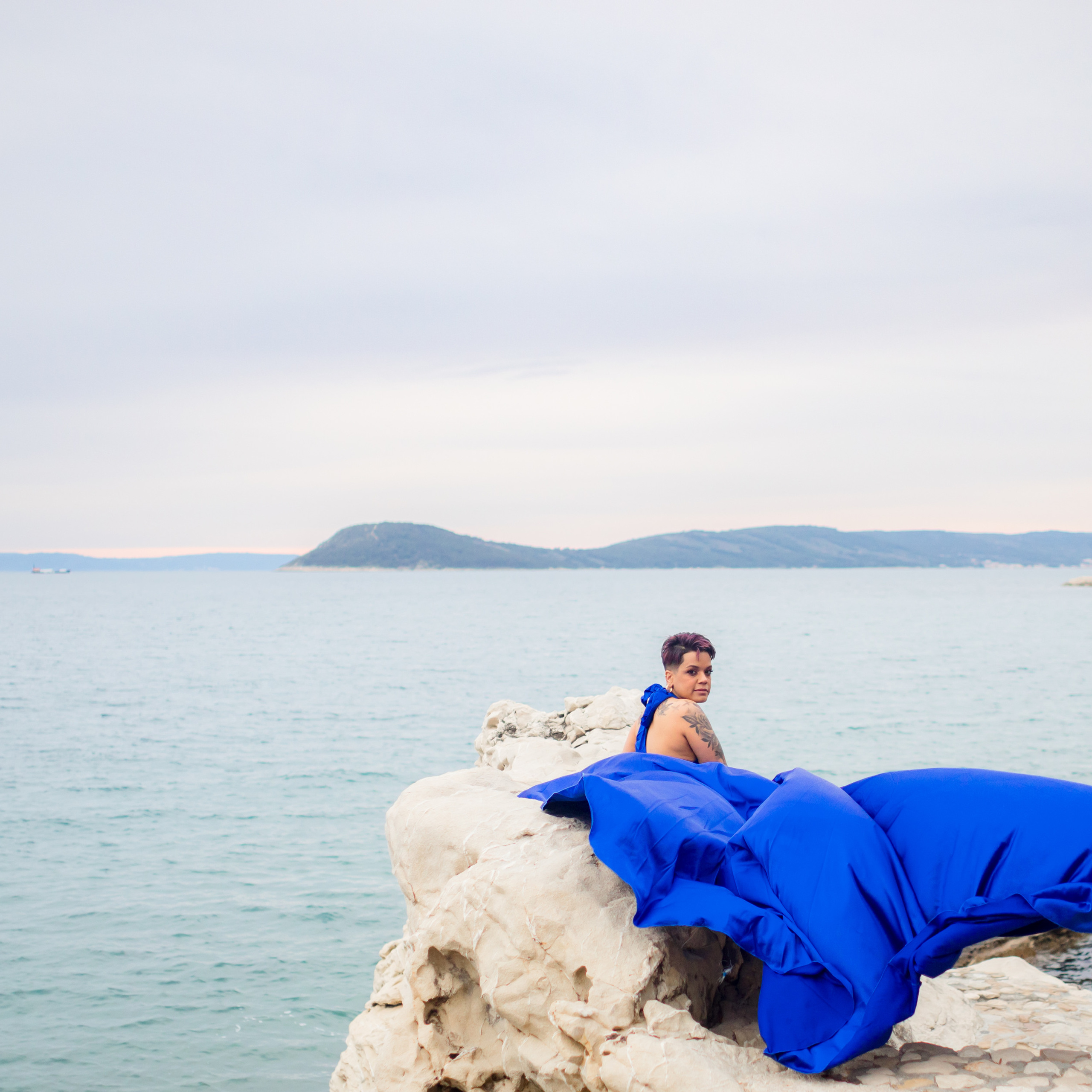 Flying Dress Photo Croatia. Flying Dress Photographer in Croatia, Montenegro, Bosnia, Italy, all EU