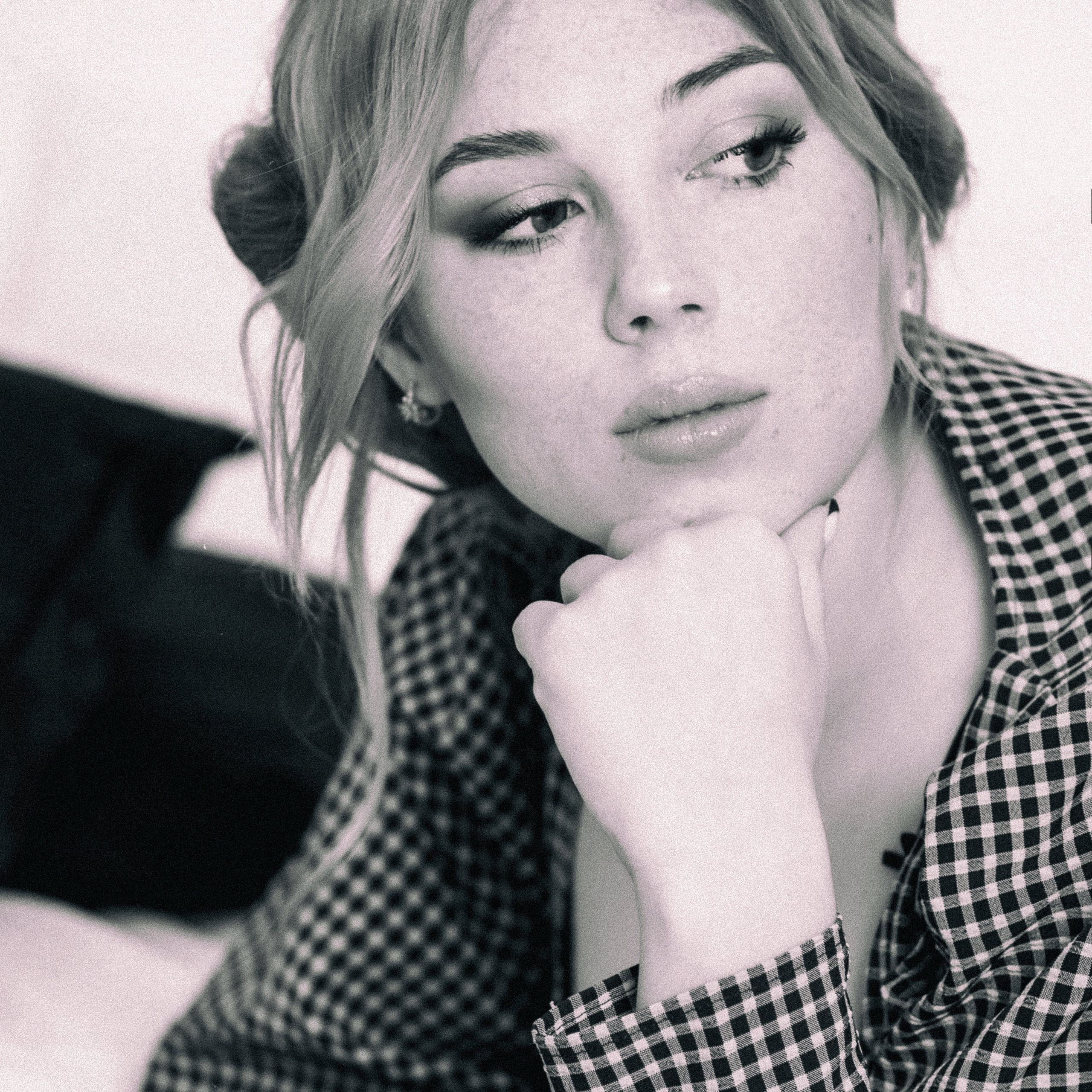 фотограф Севастополь, фотограф в Севастополе, черно-белый портрет, портретная фотосессия, фотосессия Севастополь, фотосессия в Севастополе, женский портрет, контент съемка