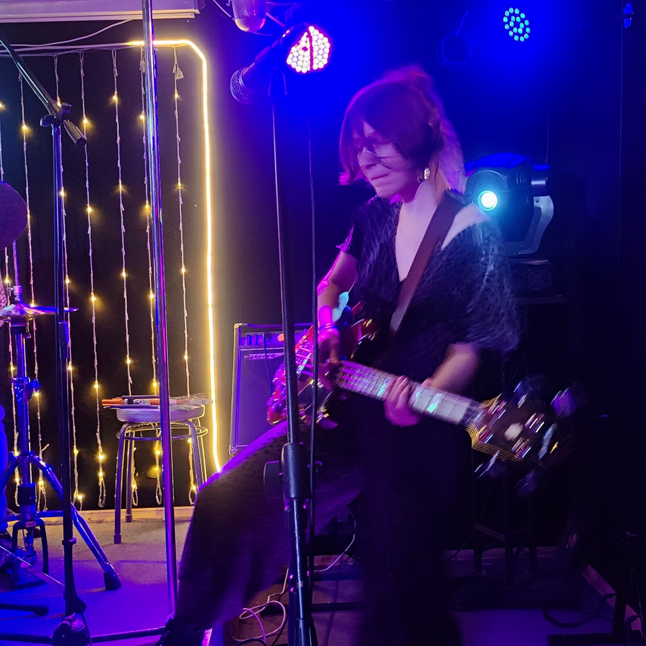 B47 — 406 — ArtSreda — 2023.11.22 телефон