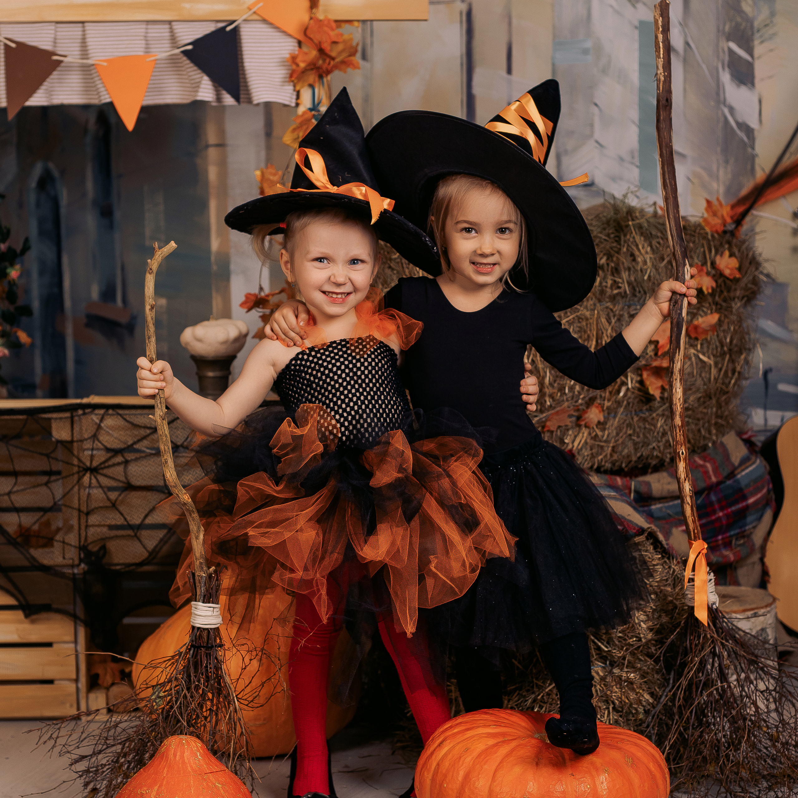 Две сестрички ведьмочки