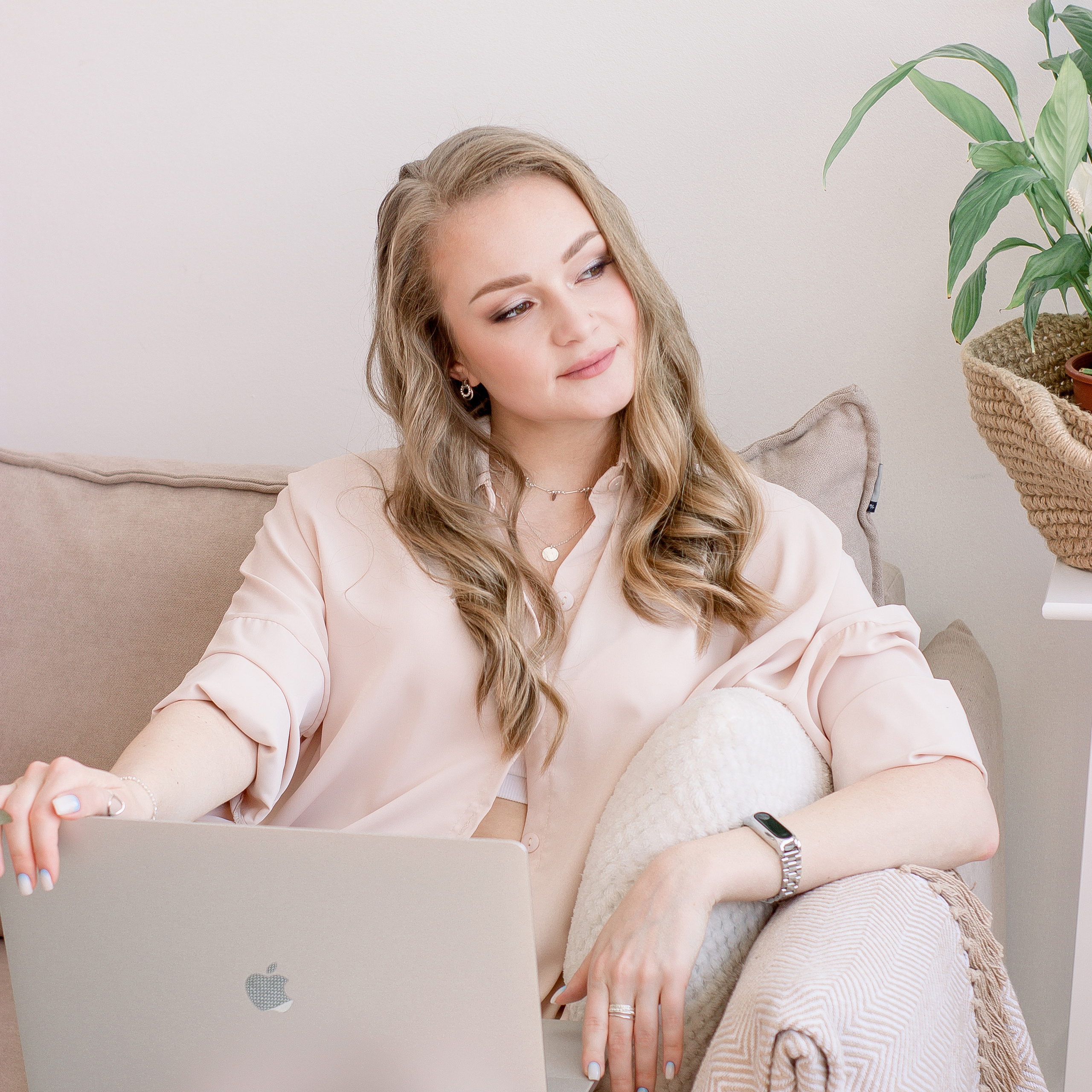 Контент для мастера-бровиста