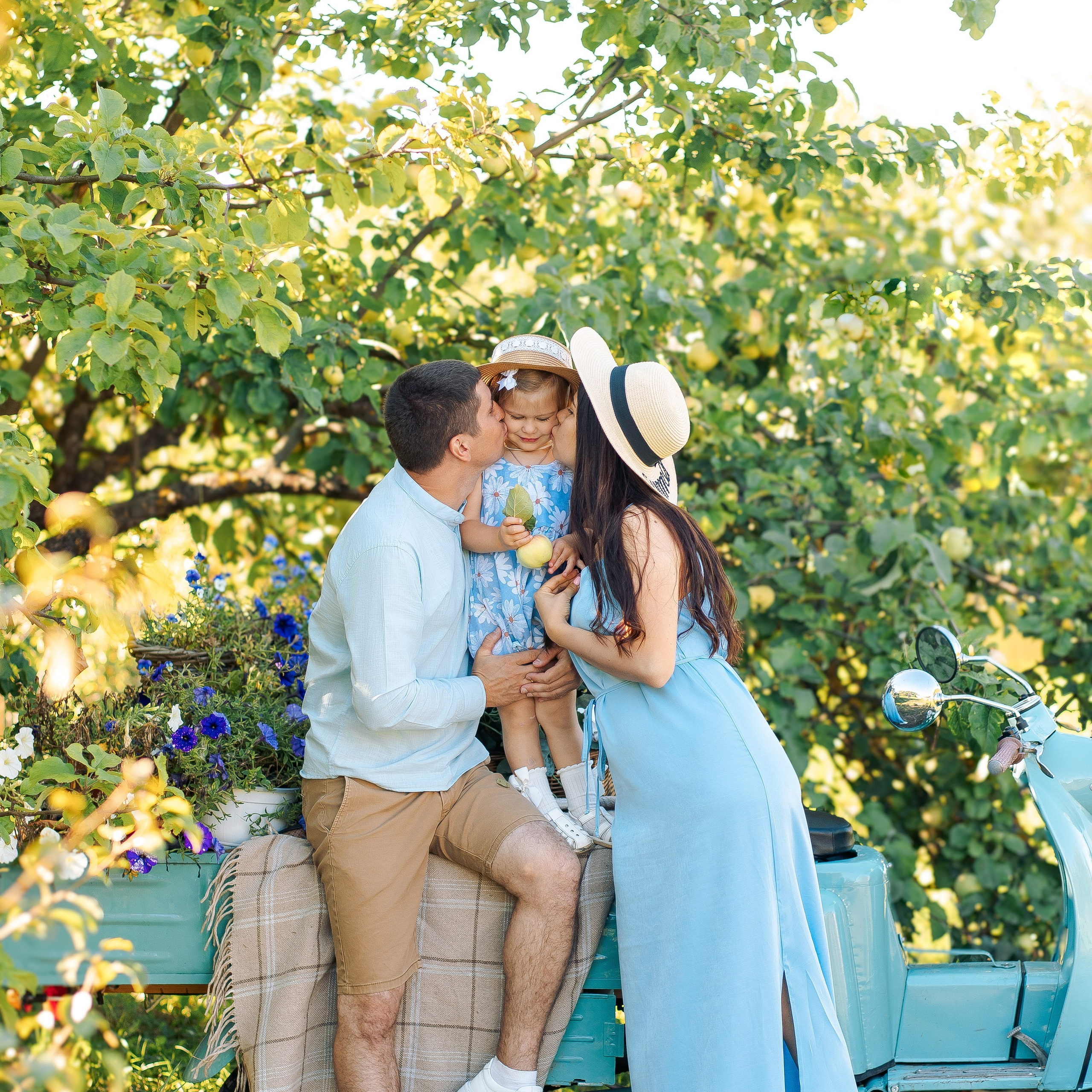 Семейная фотосессия — Подсолнухи