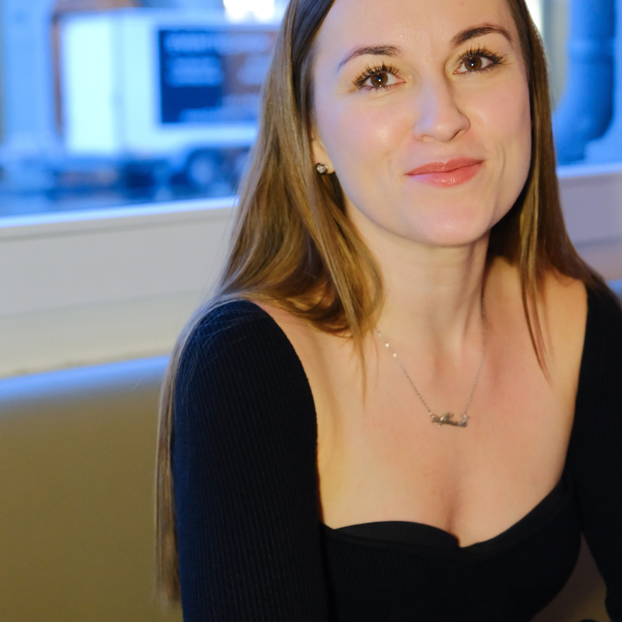 Feedback. Elena Harlaut Photographer