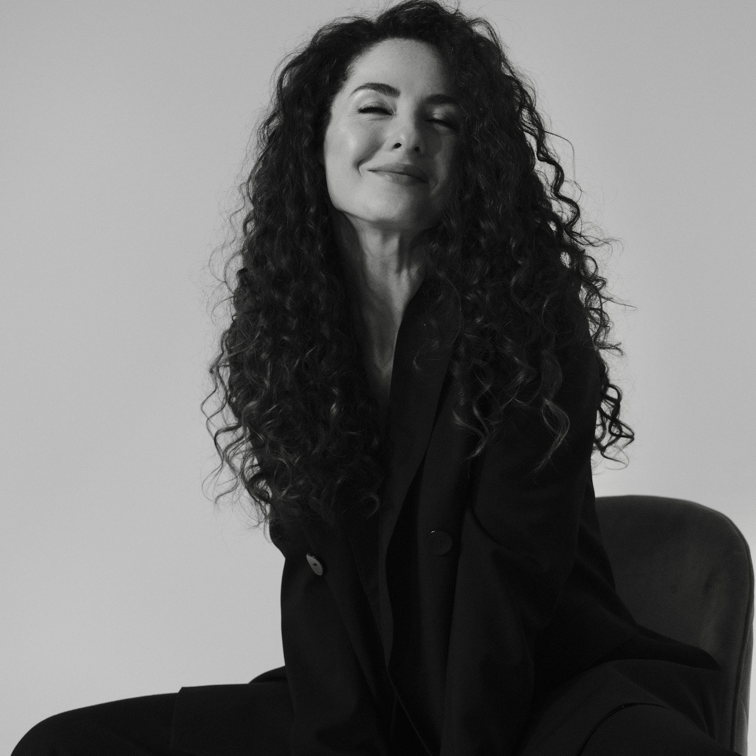 Feedback. Elena Harlaut Photographer