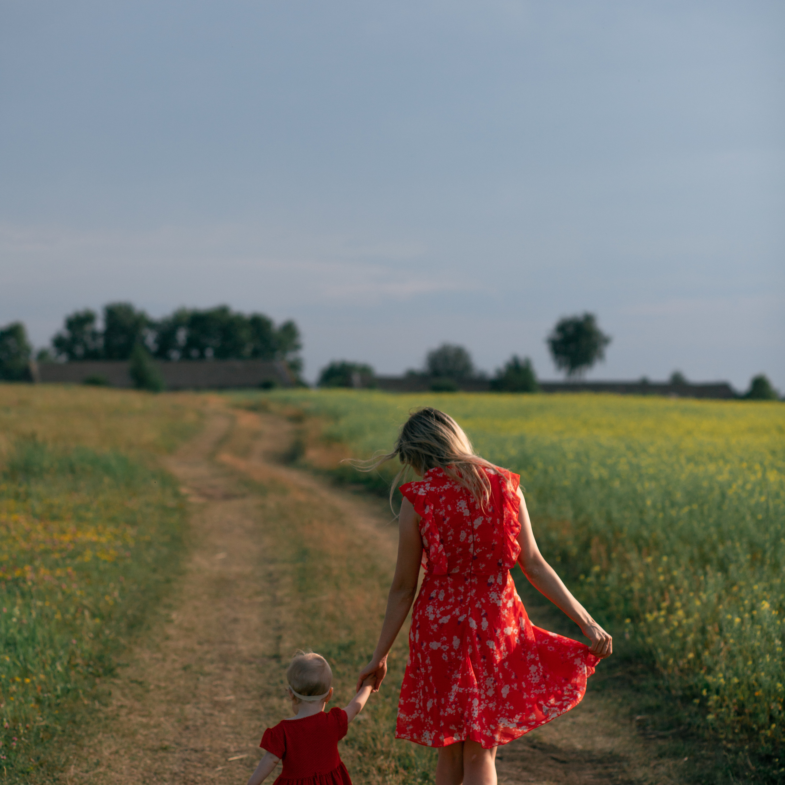 Людмила с дочками